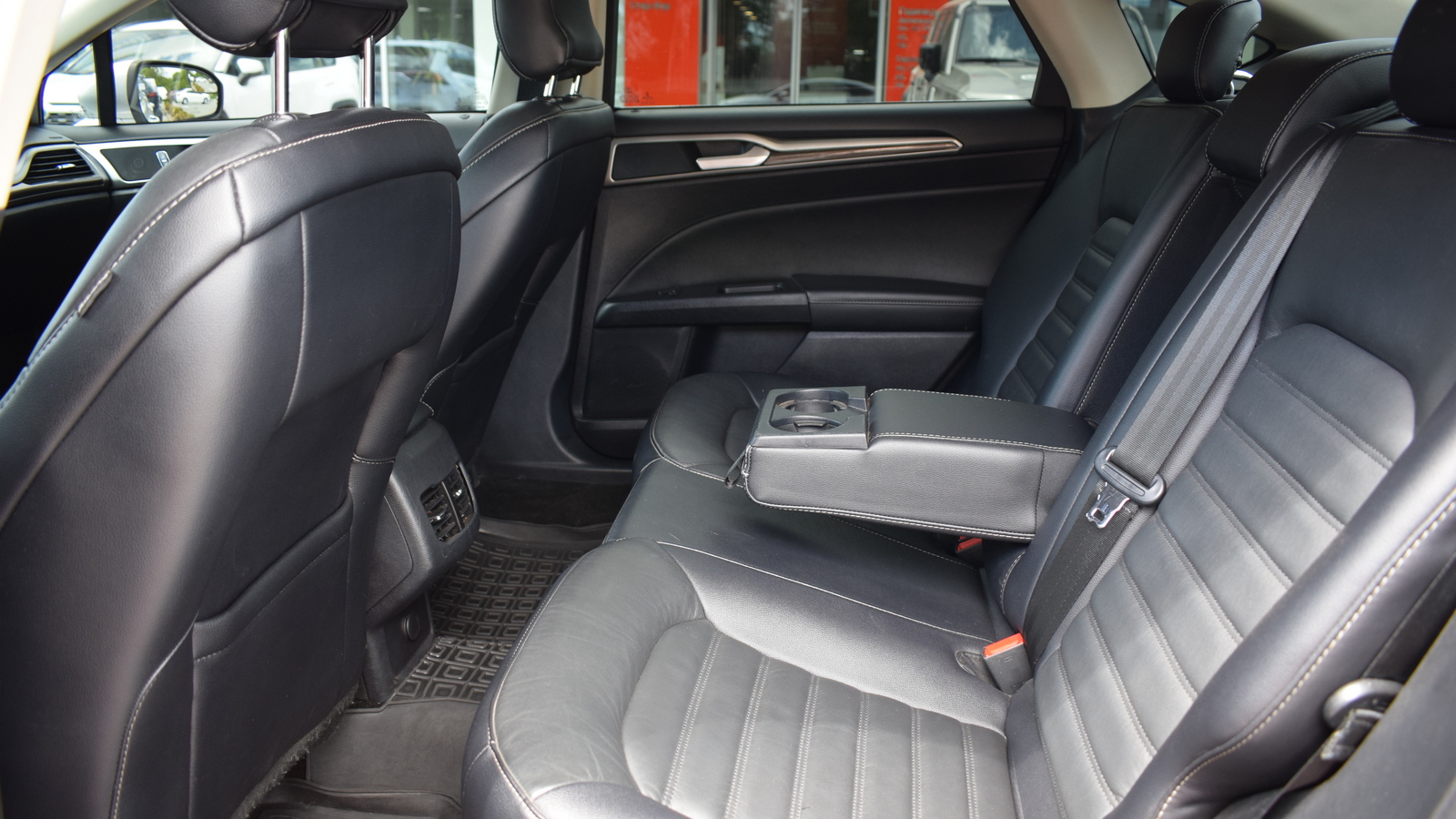 Інші авто FORD FUSION 2018 року, Седан, Тойота Центр Житомир "Стар - Кар", м.Житомир | Фото № 10 Інші авто FORD FUSION 2018 року з пробігом 108666 км, Седан, Тойота Центр Житомир "Стар - Кар", м.Житомир - 479600 ГРН | Фото № 10