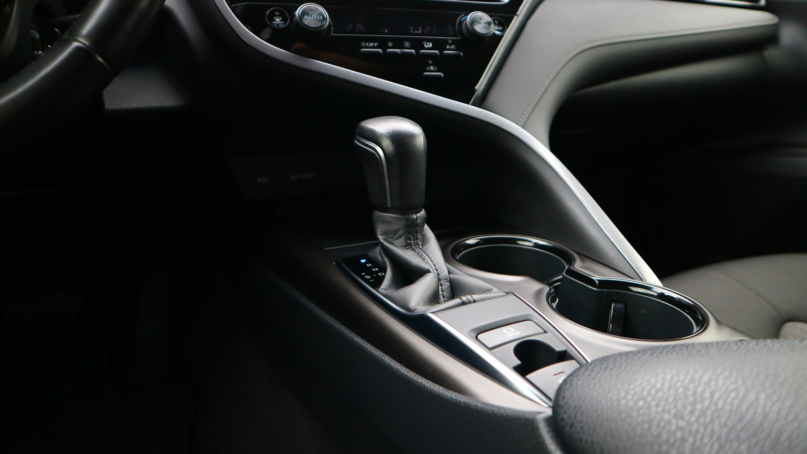 Toyota CAMRY 2023 року, Седан, Тойота Центр Київ "Автосаміт Укравто Столичне", м.Київ | Фото № 22 Toyota CAMRY 2023 року з пробігом 67228 км, Седан, Тойота Центр Київ "Автосаміт Укравто Столичне", м.Київ - 1358000 ГРН | Фото № 22