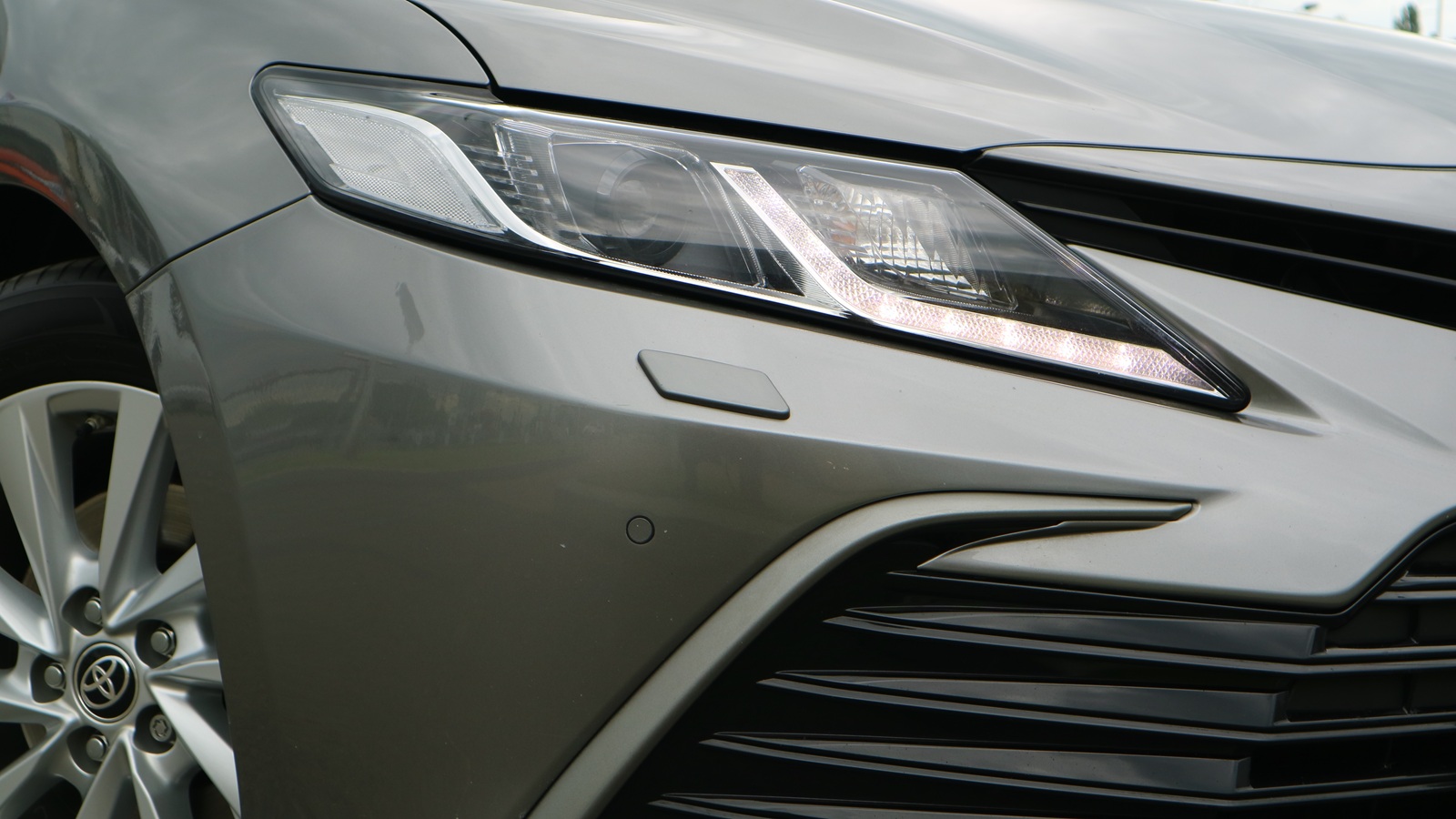 Toyota CAMRY 2023 року, Седан, Тойота Центр Київ "Автосаміт Укравто Столичне", м.Київ | Фото № 28 Toyota CAMRY 2023 року з пробігом 67228 км, Седан, Тойота Центр Київ "Автосаміт Укравто Столичне", м.Київ - 1358000 ГРН | Фото № 28