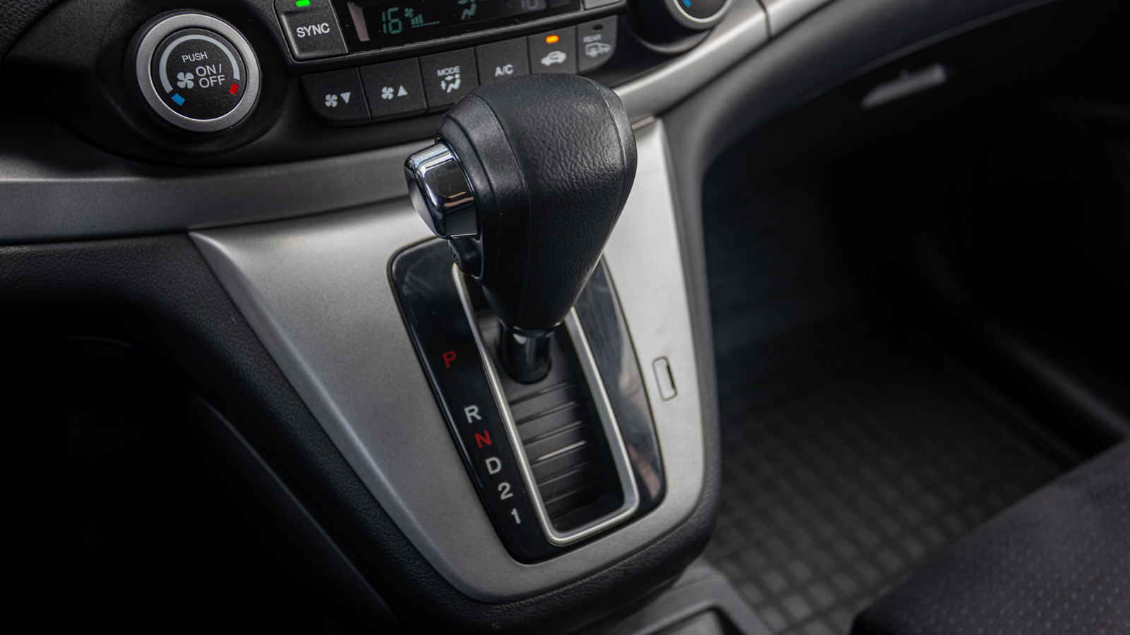Інші авто HONDA CR-V 2013 року, Універсал, Тойота Центр Дніпро "Алмаз Мотор" на Запорізькому шосе, м.Дніпро | Фото № 29 Інші авто HONDA CR-V 2013 року з пробігом 140462 км, Універсал, Тойота Центр Дніпро "Алмаз Мотор" на Запорізькому шосе, м.Дніпро - 725000 ГРН | Фото № 29