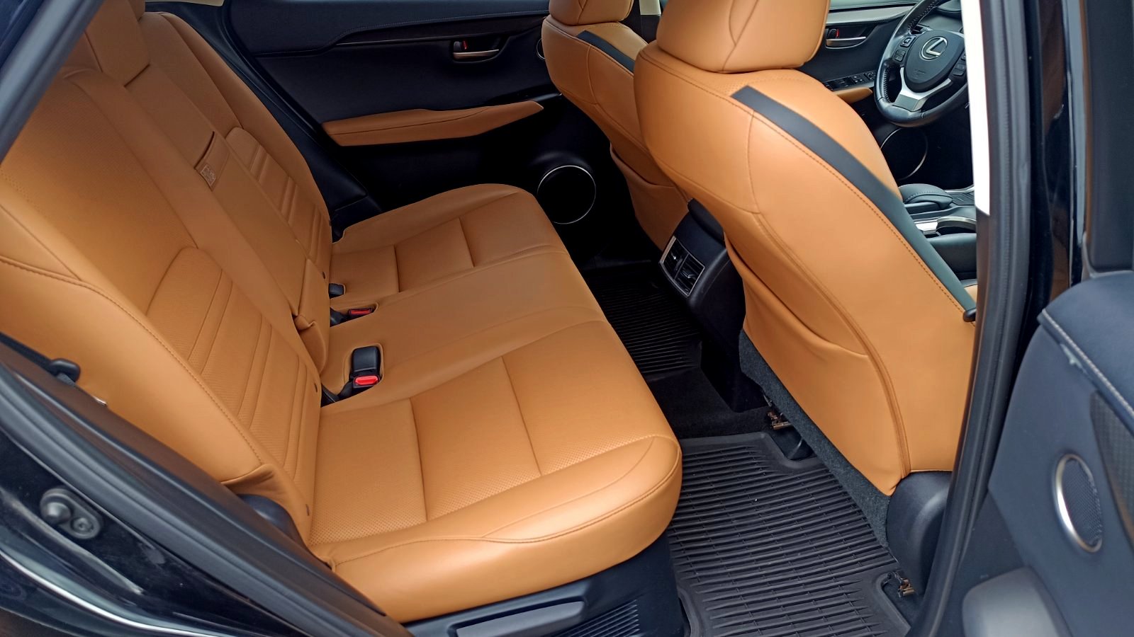 Lexus NX 200t 2016 року, Універсал, Тойота Центр Київ «ВІДІ Аеропорт», м.Київ | Фото № 7 Lexus NX 200t 2016 року з пробігом 167003 км, Універсал, Тойота Центр Київ «ВІДІ Аеропорт», м.Київ - 990000 ГРН | Фото № 7