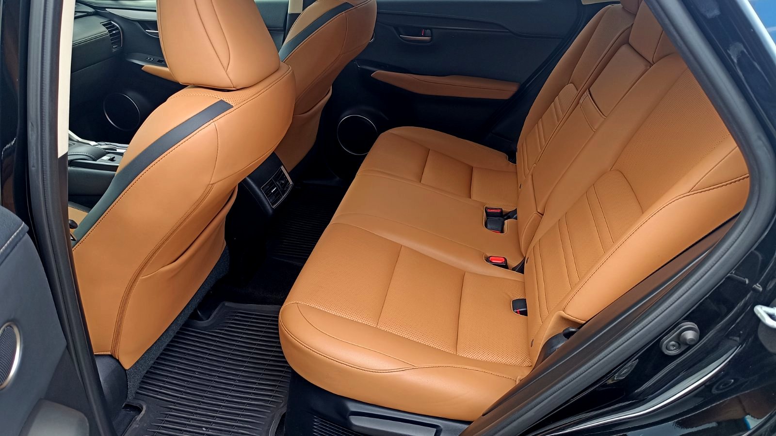 Lexus NX 200t 2016 року, Універсал, Тойота Центр Київ «ВІДІ Аеропорт», м.Київ | Фото № 11 Lexus NX 200t 2016 року з пробігом 167003 км, Універсал, Тойота Центр Київ «ВІДІ Аеропорт», м.Київ - 990000 ГРН | Фото № 11