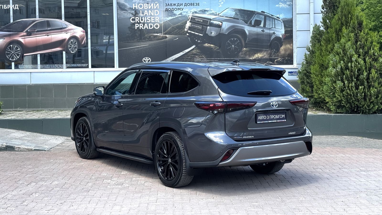 Toyota HIGHLANDER 2023 року, Універсал, Тойота Центр Чернівці "Олімп-Моторс", м.Чернівці | Фото № 2 Toyota HIGHLANDER 2023 року з пробігом 131843 км, Універсал, Тойота Центр Чернівці "Олімп-Моторс", м.Чернівці - 2199000 ГРН | Фото № 2