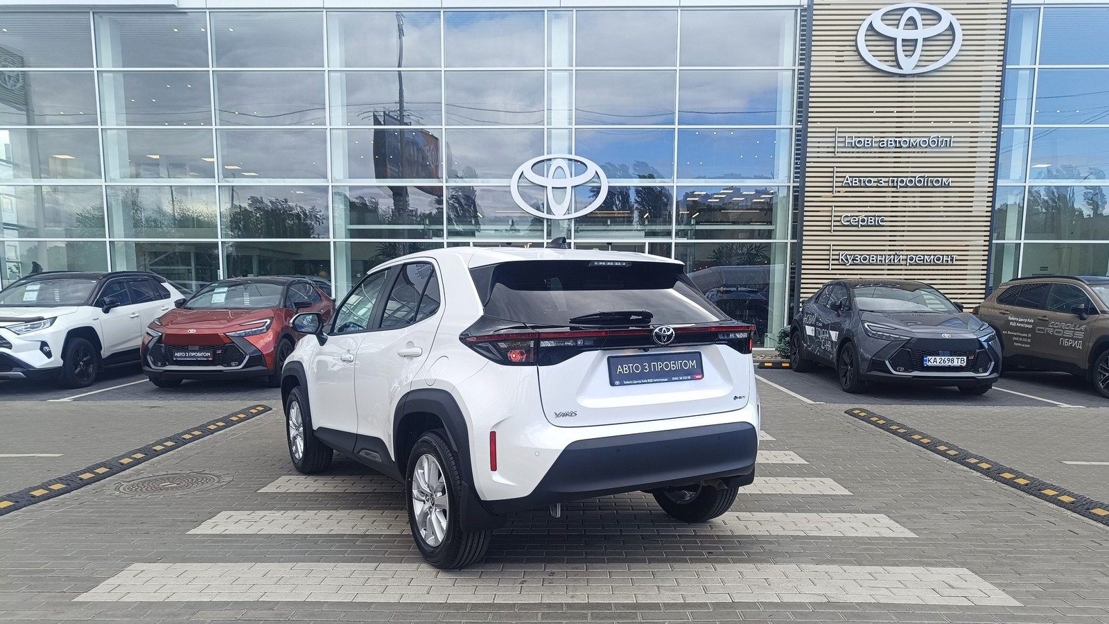 Toyota YARIS CROSS 2025 року з пробігом 11578 км, Хетчбек, Тойота Центр Київ "ВіДі Автострада", м.Київ - 1320000 ГРН | Фото № 2