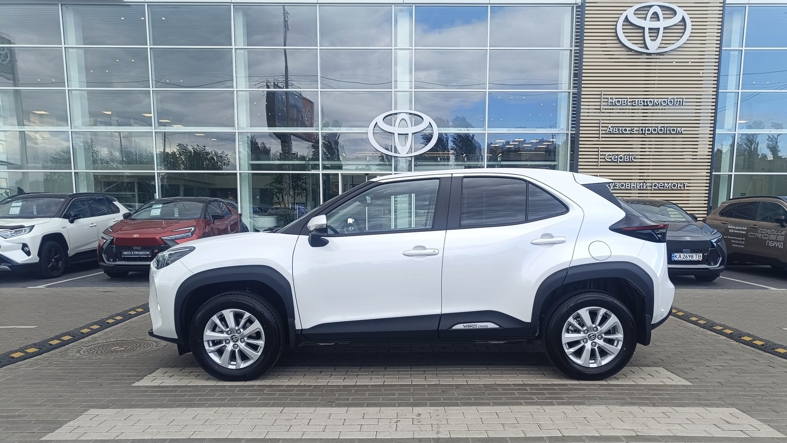 Toyota YARIS CROSS 2025 року з пробігом 11578 км, Хетчбек, Тойота Центр Київ "ВіДі Автострада", м.Київ - 1320000 ГРН | Фото № 3