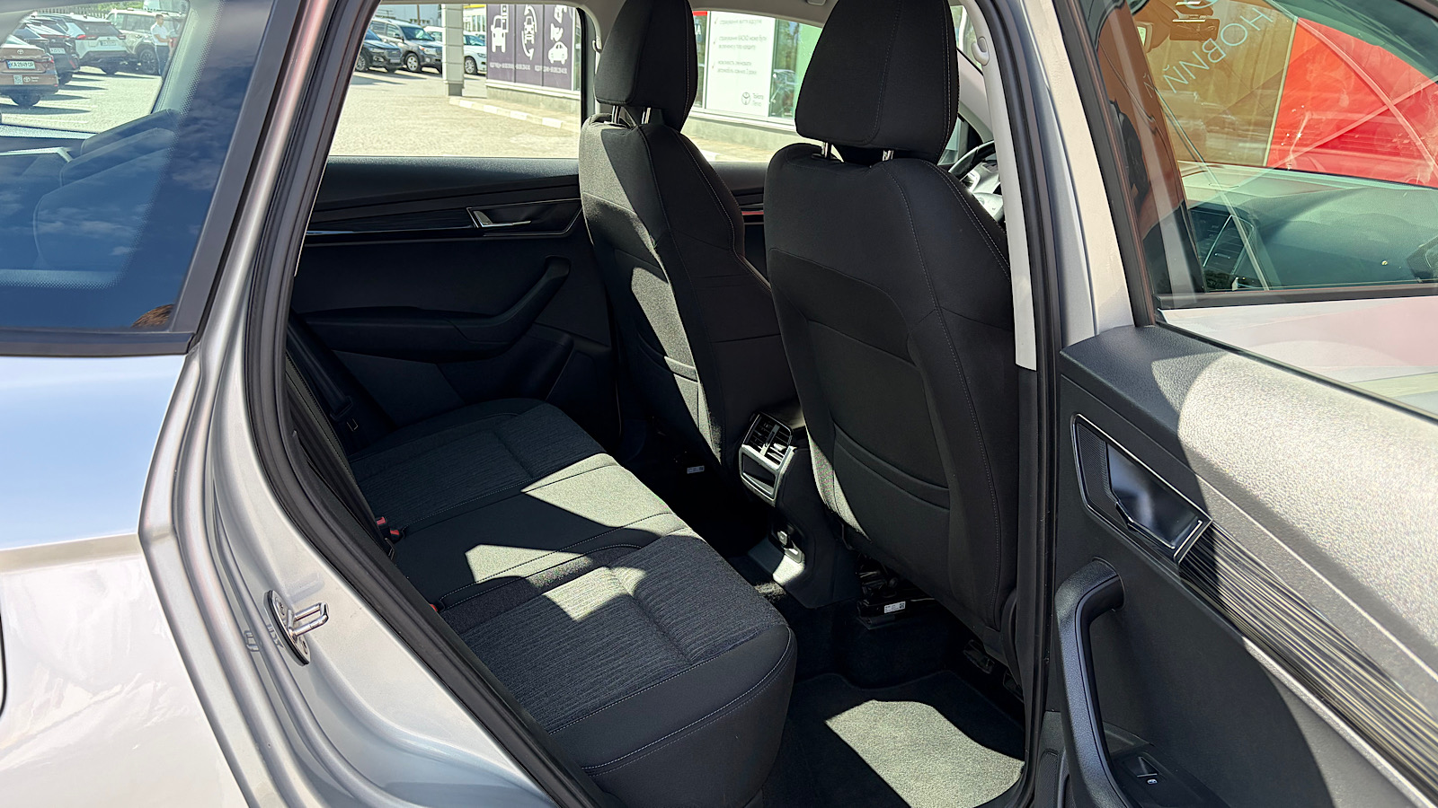 Інші авто SKODA Karoq 2018 року, Універсал, Тойота Центр Запоріжжя "Восток Автомир", м.Запоріжжя | Фото № 7 Інші авто SKODA Karoq 2018 року з пробігом 74000 км, Універсал, Тойота Центр Запоріжжя "Восток Автомир", м.Запоріжжя - 940395 ГРН | Фото № 7