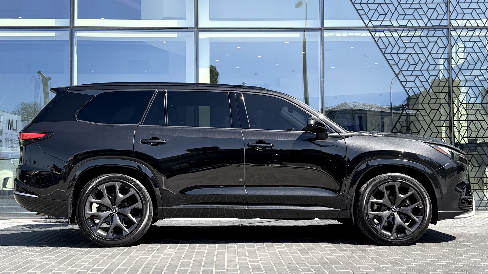 Lexus TX 2023 року, Універсал, Лексус Одеса, м.Одеса | Фото № 17 Lexus TX 2023 року з пробігом 14503 км, Універсал, Лексус Одеса, м.Одеса - 4252000 ГРН | Фото № 17
