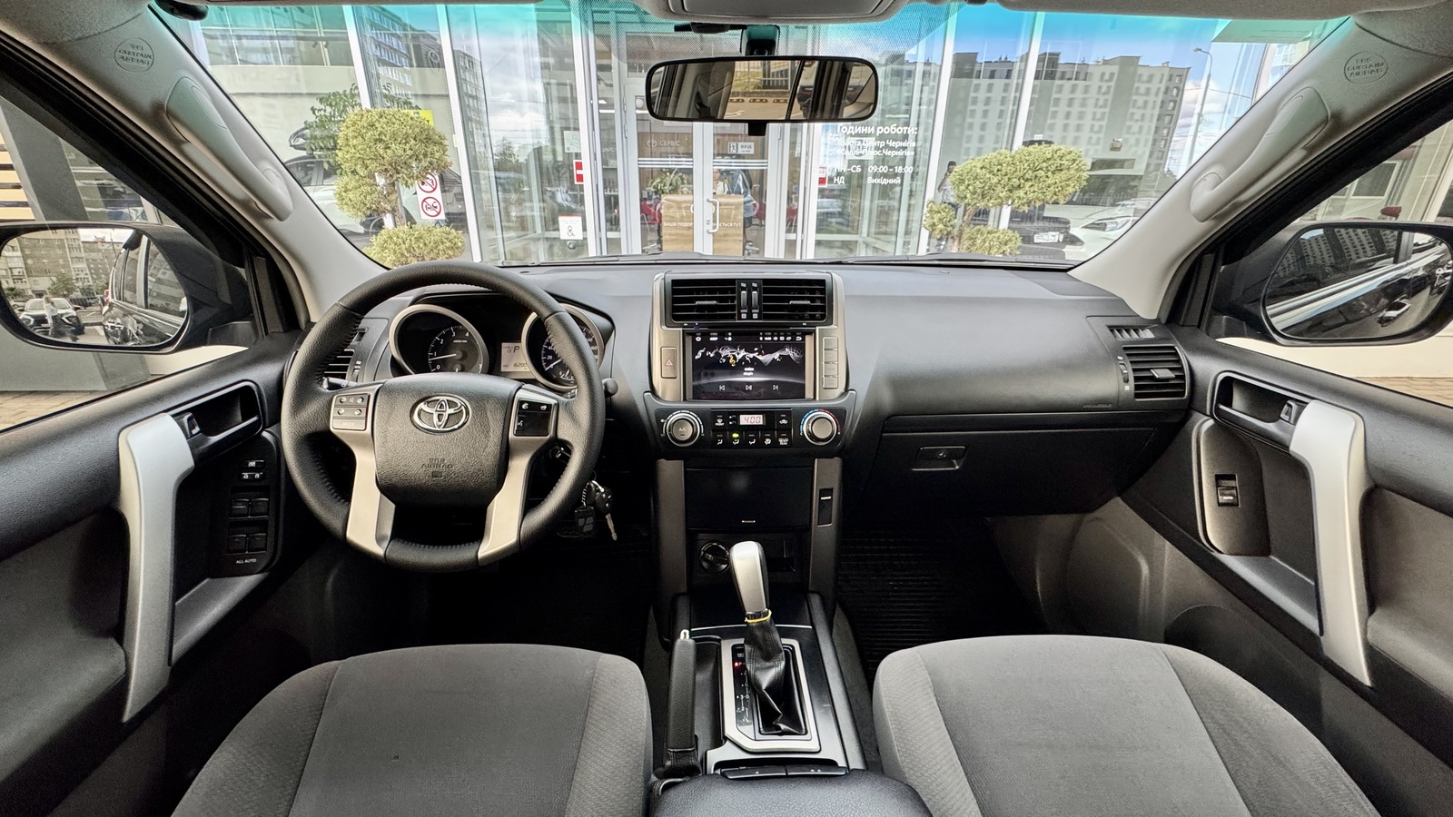 Toyota LAND CRUISER PRADO 2012 року, Універсал, Тойота Центр Чернігів "Соллі-Плюс", м.Чернігів | Фото № 8 Toyota LAND CRUISER PRADO 2012 року з пробігом 162003 км, Універсал, Тойота Центр Чернігів "Соллі-Плюс", м.Чернігів - 990000 ГРН | Фото № 8