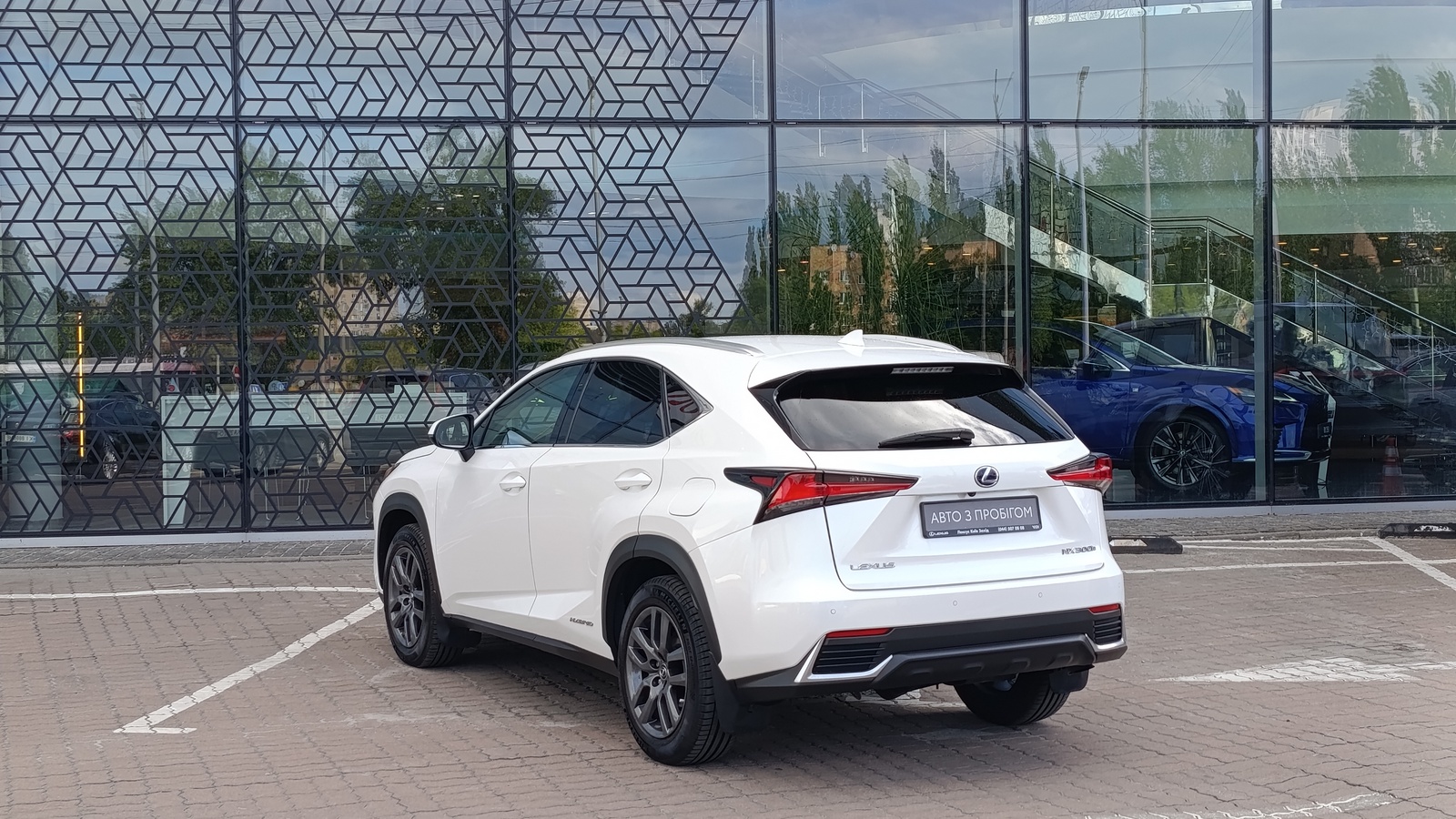 Lexus NX 2019 року, Універсал, Лексус Київ Захід, м.Київ | Фото № 2 Lexus NX 2019 року з пробігом 130517 км, Універсал, Лексус Київ Захід, м.Київ - 1550000 ГРН | Фото № 2