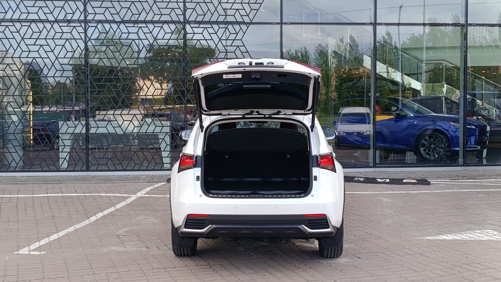 Lexus NX 2019 року, Універсал, Лексус Київ Захід, м.Київ | Фото № 10 Lexus NX 2019 року з пробігом 130517 км, Універсал, Лексус Київ Захід, м.Київ - 1550000 ГРН | Фото № 10