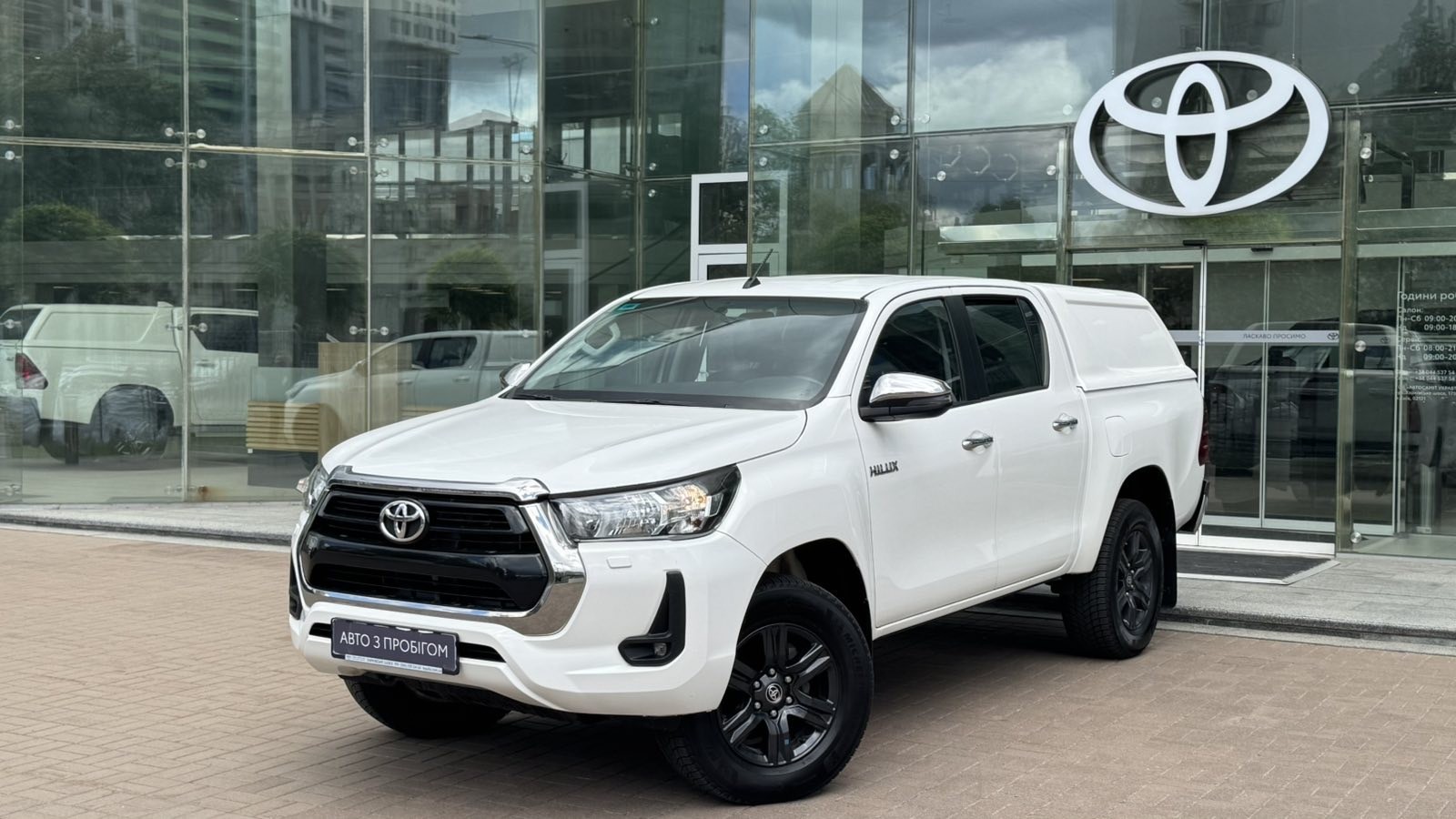 Toyota HILUX 2023 року з пробігом 116276 км, Пікап, Тойота Центр Київ "Автосаміт Укравто", м.Київ - 2146250 ГРН | Фото № 1
