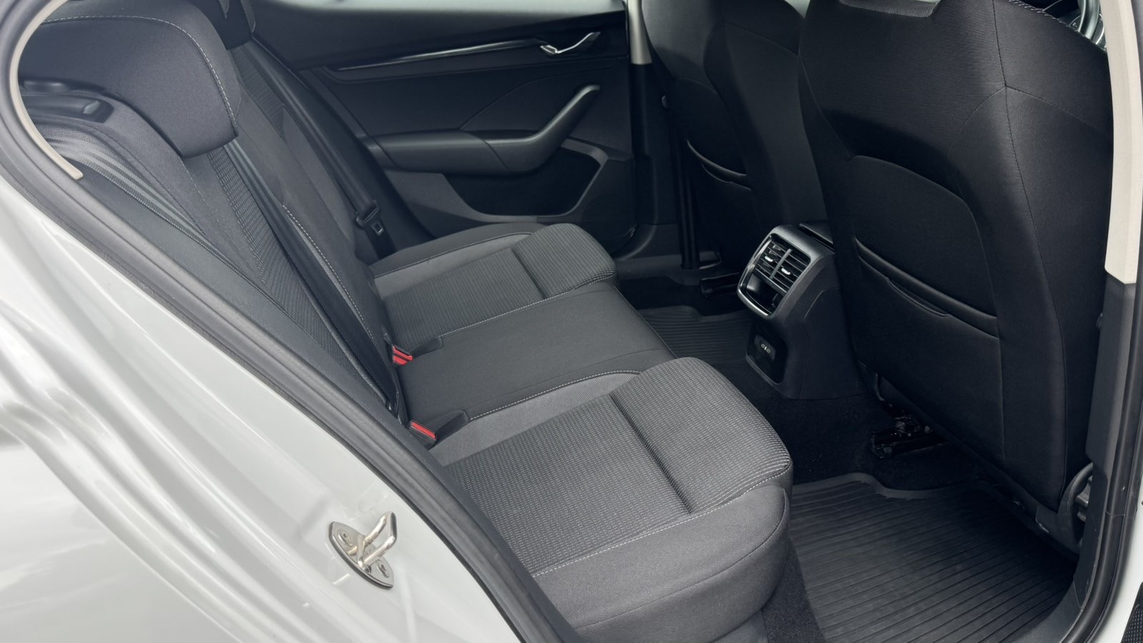Інші авто SKODA OCTAVIA 2022 року з пробігом 103622 км, Седан, Тойота Центр Київ "Автосаміт Укравто", м.Київ - 1115400 ГРН | Фото № 7
