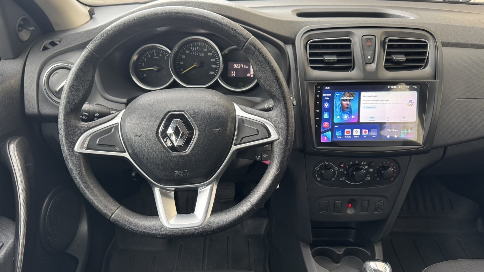 Інші авто RENAULT SANDERO 2017 року, Хетчбек, Тойота Центр Київ "Автосаміт Укравто", м.Київ | Фото № 9 Інші авто RENAULT SANDERO 2017 року з пробігом 92344 км, Хетчбек, Тойота Центр Київ "Автосаміт Укравто", м.Київ - 425830 ГРН | Фото № 9