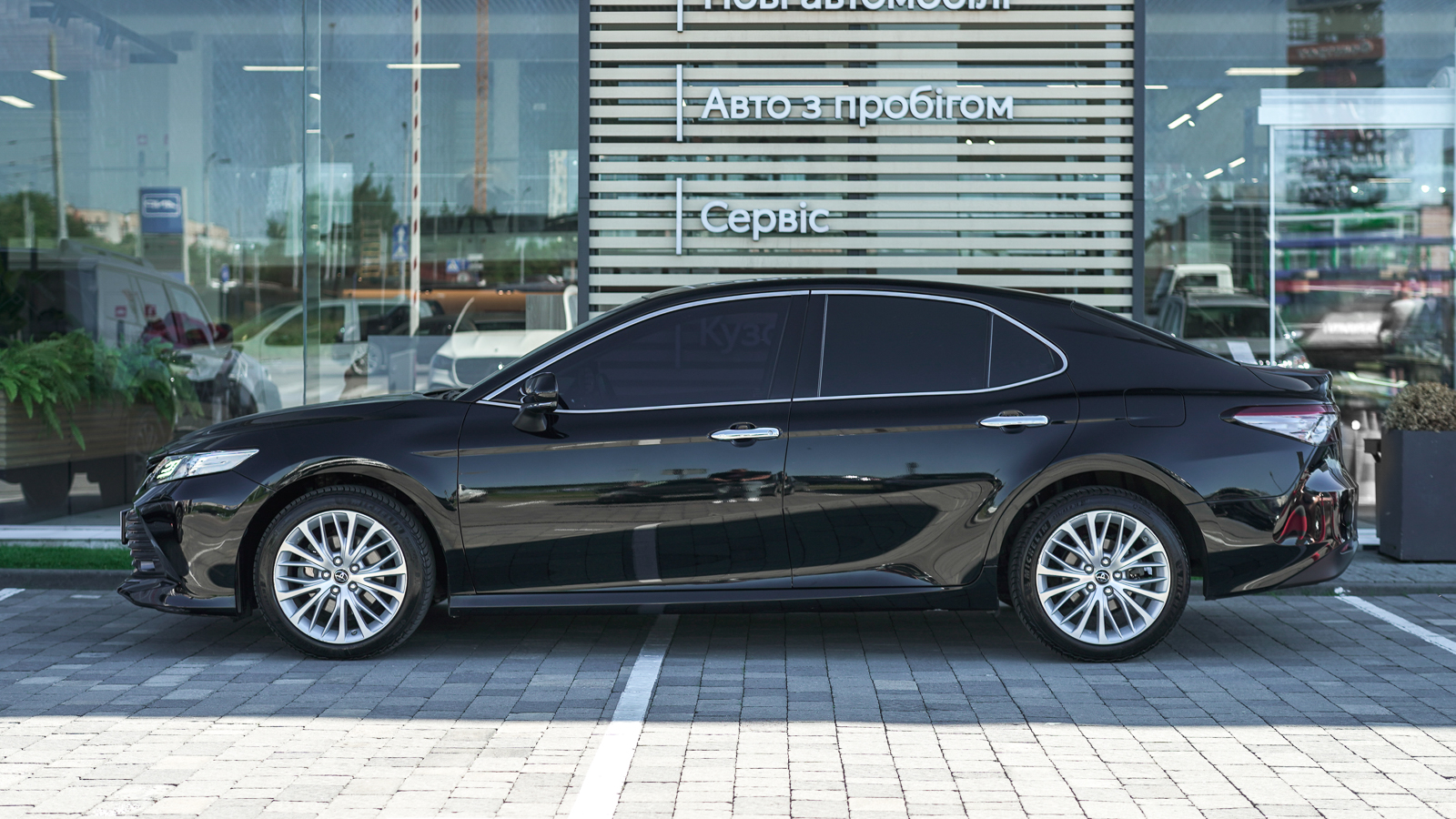 Toyota CAMRY 2018 року з пробігом 120627 км, Седан, Тойота Центр Львів "Діамант", м.Львів - 1080450 ГРН | Фото № 3