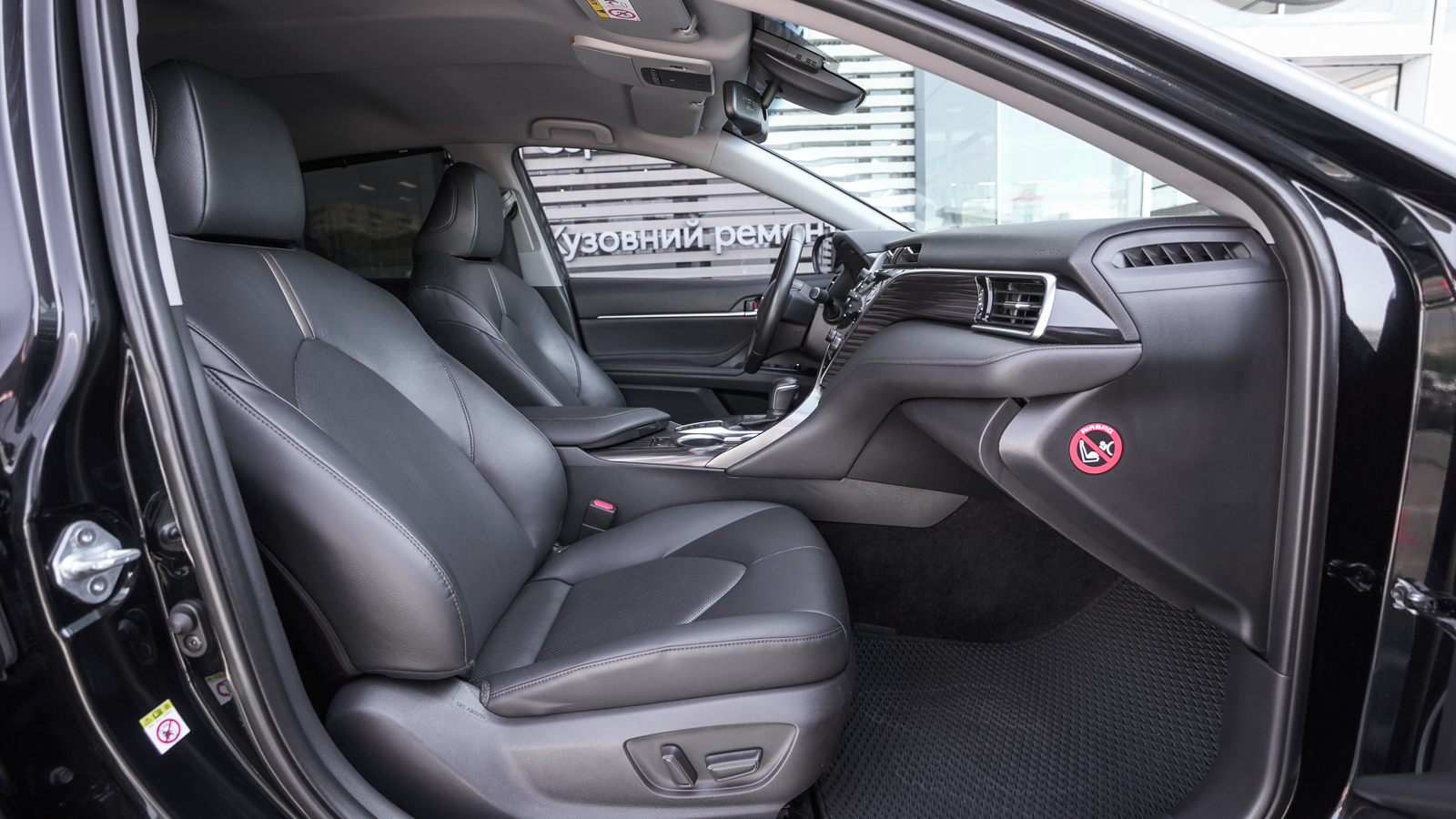 Toyota CAMRY 2018 року з пробігом 120627 км, Седан, Тойота Центр Львів "Діамант", м.Львів - 1080450 ГРН | Фото № 6