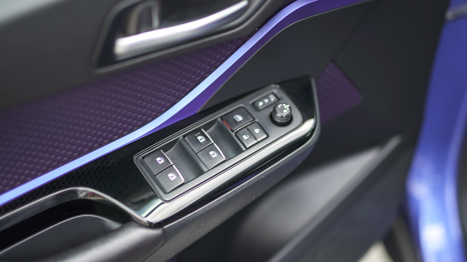 Toyota C-HR 2017 року з пробігом 100211 км, Хетчбек, Тойота Центр Львів "Діамант", м.Львів - 749700 ГРН | Фото № 18