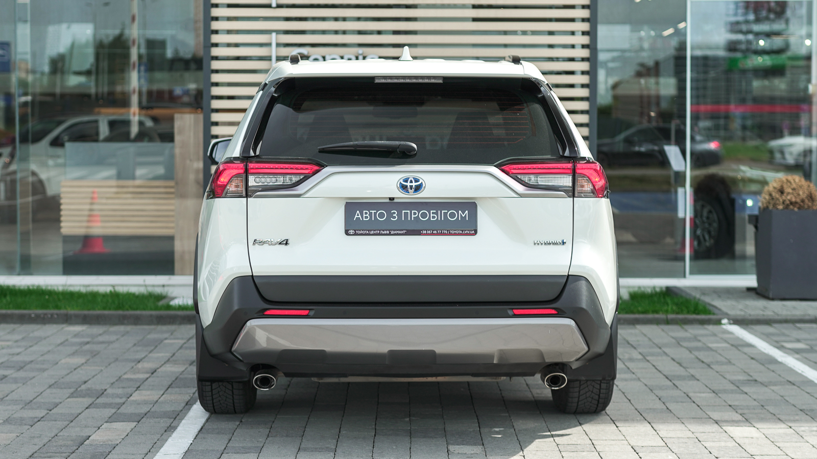 Toyota RAV4 2021 року, Універсал, Тойота Центр Львів "Діамант", м.Львів | Фото № 4 Toyota RAV4 2021 року з пробігом 127750 км, Універсал, Тойота Центр Львів "Діамант", м.Львів - 1367100 ГРН | Фото № 4