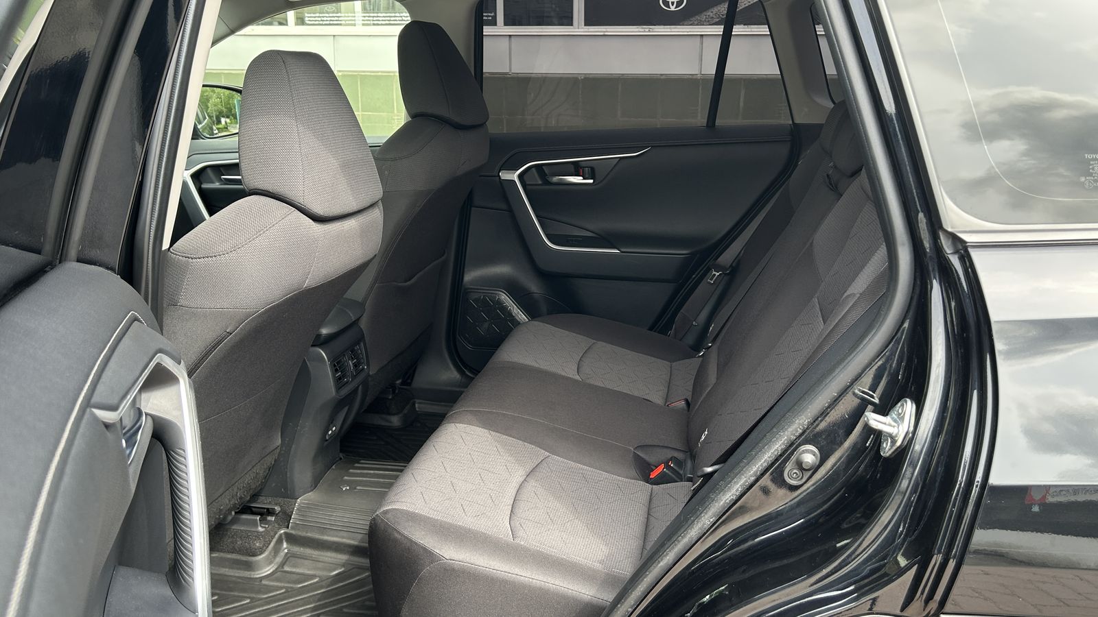 Toyota RAV4 2023 року з пробігом 147532 км, Універсал, Тойота Центр Чернівці "Олімп-Моторс", м.Чернівці - 1300000 ГРН | Фото № 11