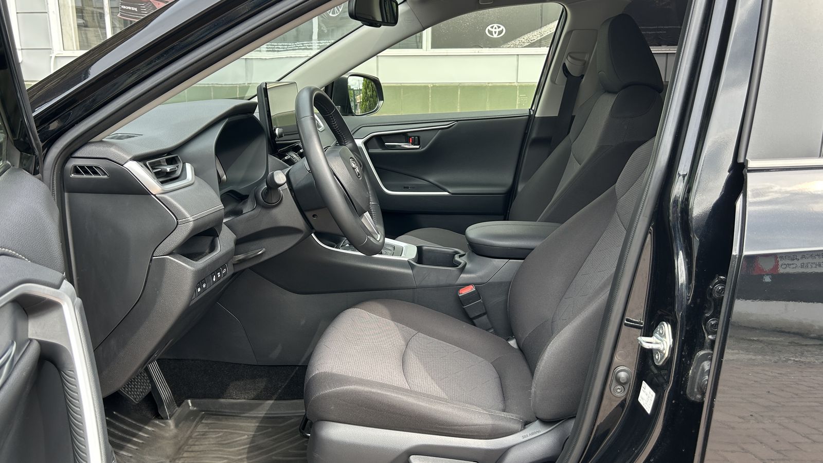 Toyota RAV4 2023 року з пробігом 147532 км, Універсал, Тойота Центр Чернівці "Олімп-Моторс", м.Чернівці - 1300000 ГРН | Фото № 12