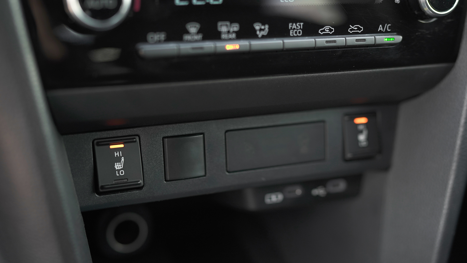 Toyota YARIS CROSS 2024 року з пробігом 15931 км, Універсал, Тойота Центр Львів "Діамант", м.Львів - 1234800 ГРН | Фото № 27