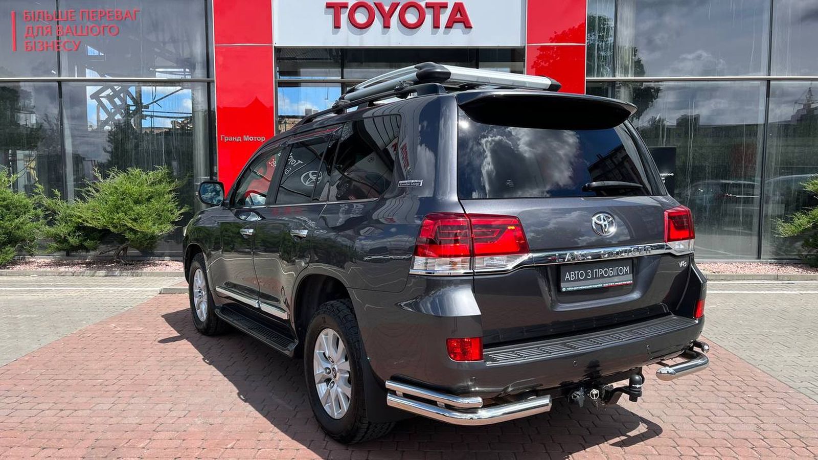 Toyota LAND CRUISER 200 2018 року, Універсал, Тойота Центр Хмельницький "Гранд Мотор", м.Хмельницький | Фото № 2 Toyota LAND CRUISER 200 2018 року з пробігом 160791 км, Універсал, Тойота Центр Хмельницький "Гранд Мотор", м.Хмельницький - 2163350 ГРН | Фото № 2