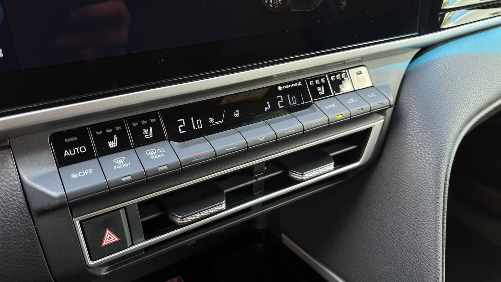 Toyota CAMRY 2024 року з пробігом 31886 км, Седан, Тойота Центр Хмельницький "Гранд Мотор", м.Хмельницький - 2017925 ГРН | Фото № 12