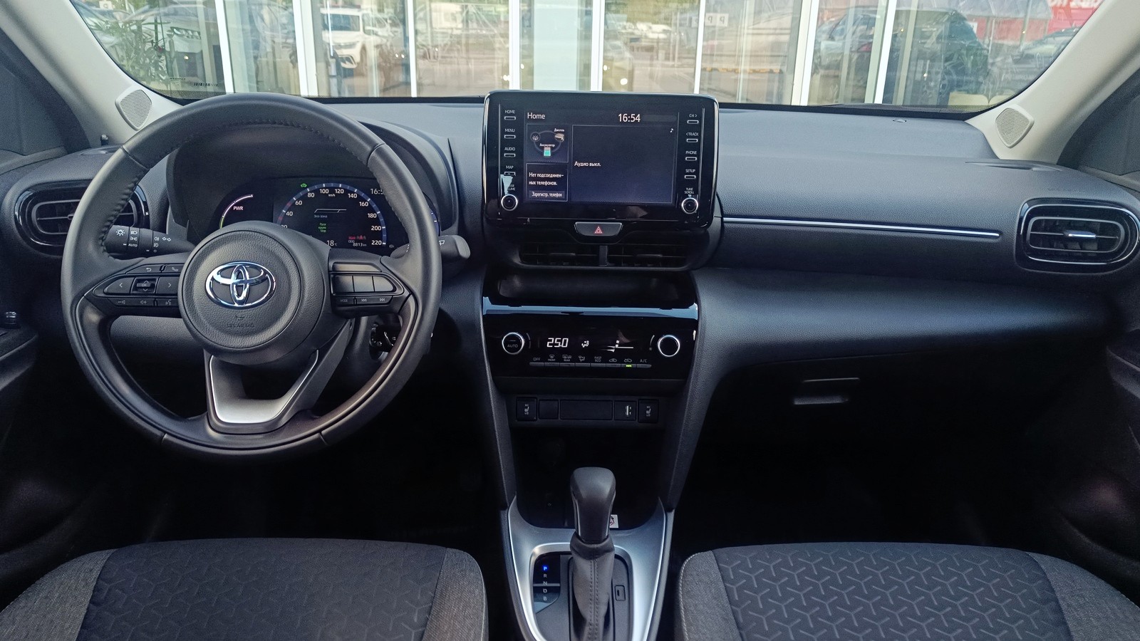 Toyota YARIS CROSS 2024 року з пробігом 8813 км, Хетчбек, Тойота Центр Київ "ВіДі Автострада", м.Київ - 1310000 ГРН | Фото № 8
