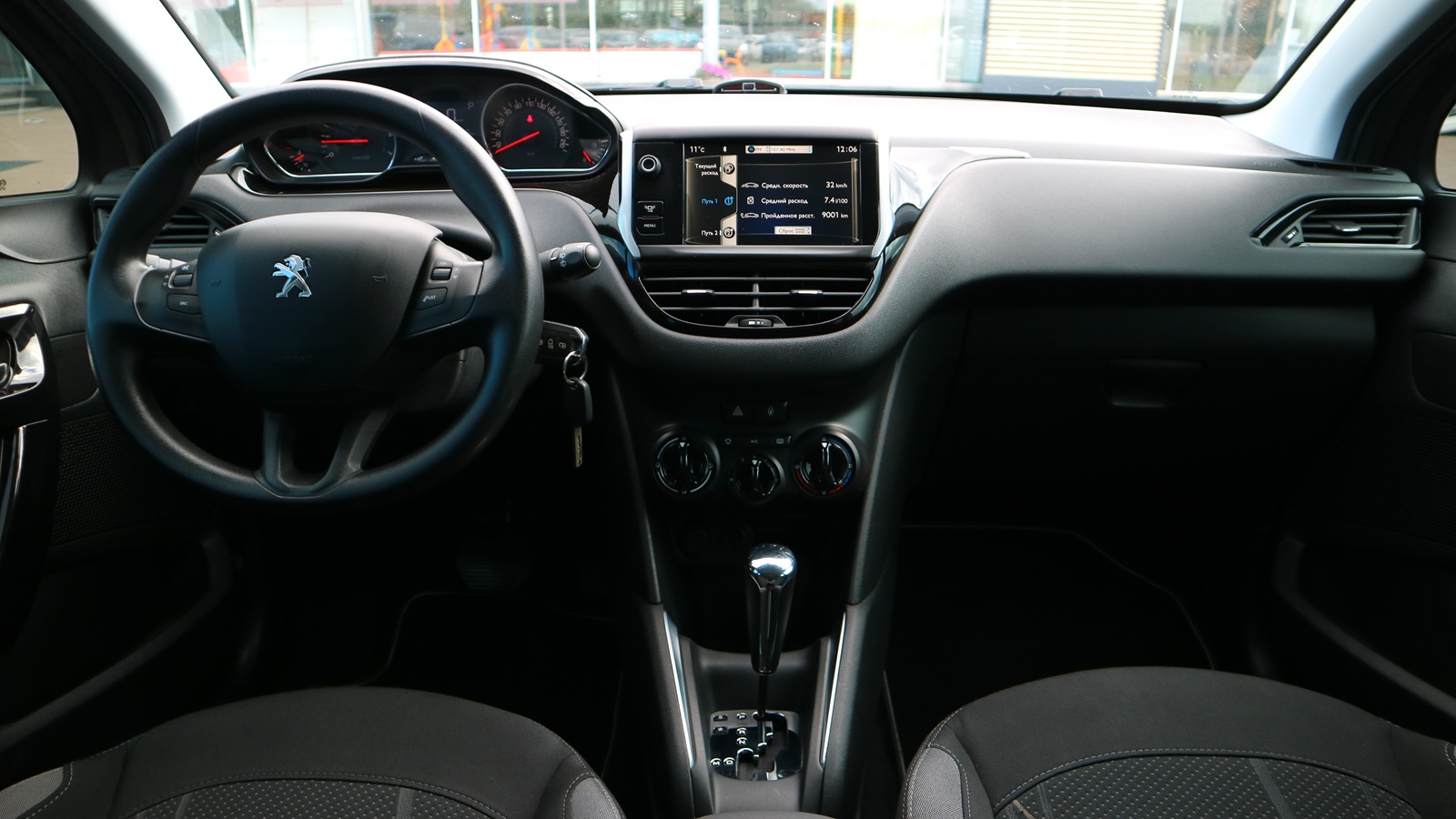 Інші авто PEUGEOT 208 2013 року, Хетчбек, Тойота Центр Київ "Автосаміт Укравто Столичне", м.Київ | Фото № 8 Інші авто PEUGEOT 208 2013 року з пробігом 86117 км, Хетчбек, Тойота Центр Київ "Автосаміт Укравто Столичне", м.Київ - 373000 ГРН | Фото № 8