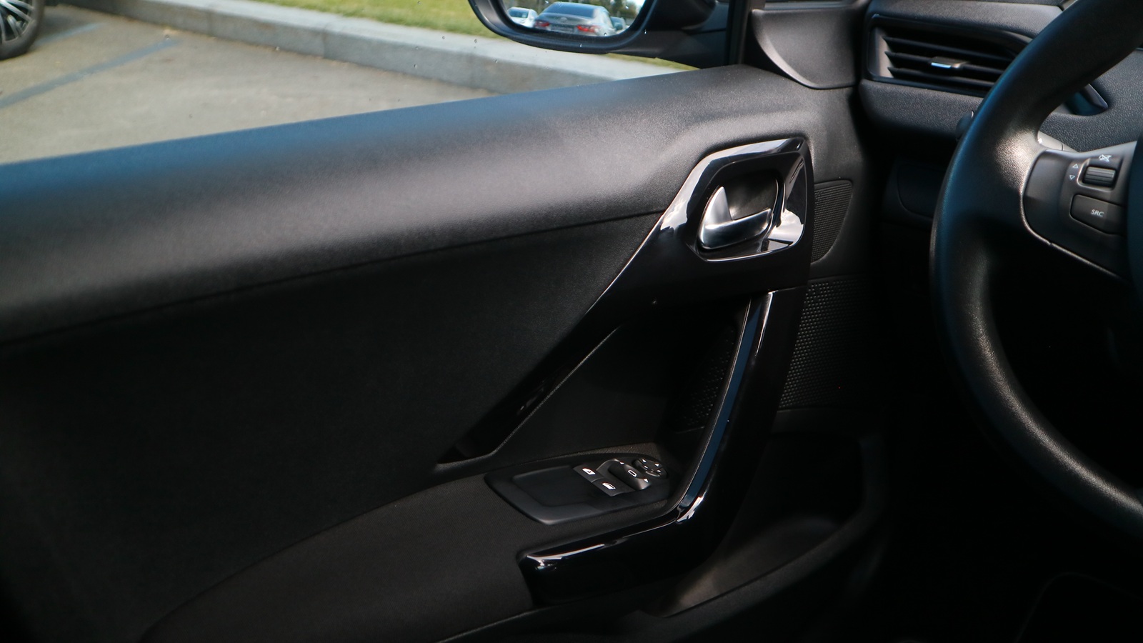 Інші авто PEUGEOT 208 2013 року, Хетчбек, Тойота Центр Київ "Автосаміт Укравто Столичне", м.Київ | Фото № 16 Інші авто PEUGEOT 208 2013 року з пробігом 86117 км, Хетчбек, Тойота Центр Київ "Автосаміт Укравто Столичне", м.Київ - 373000 ГРН | Фото № 16