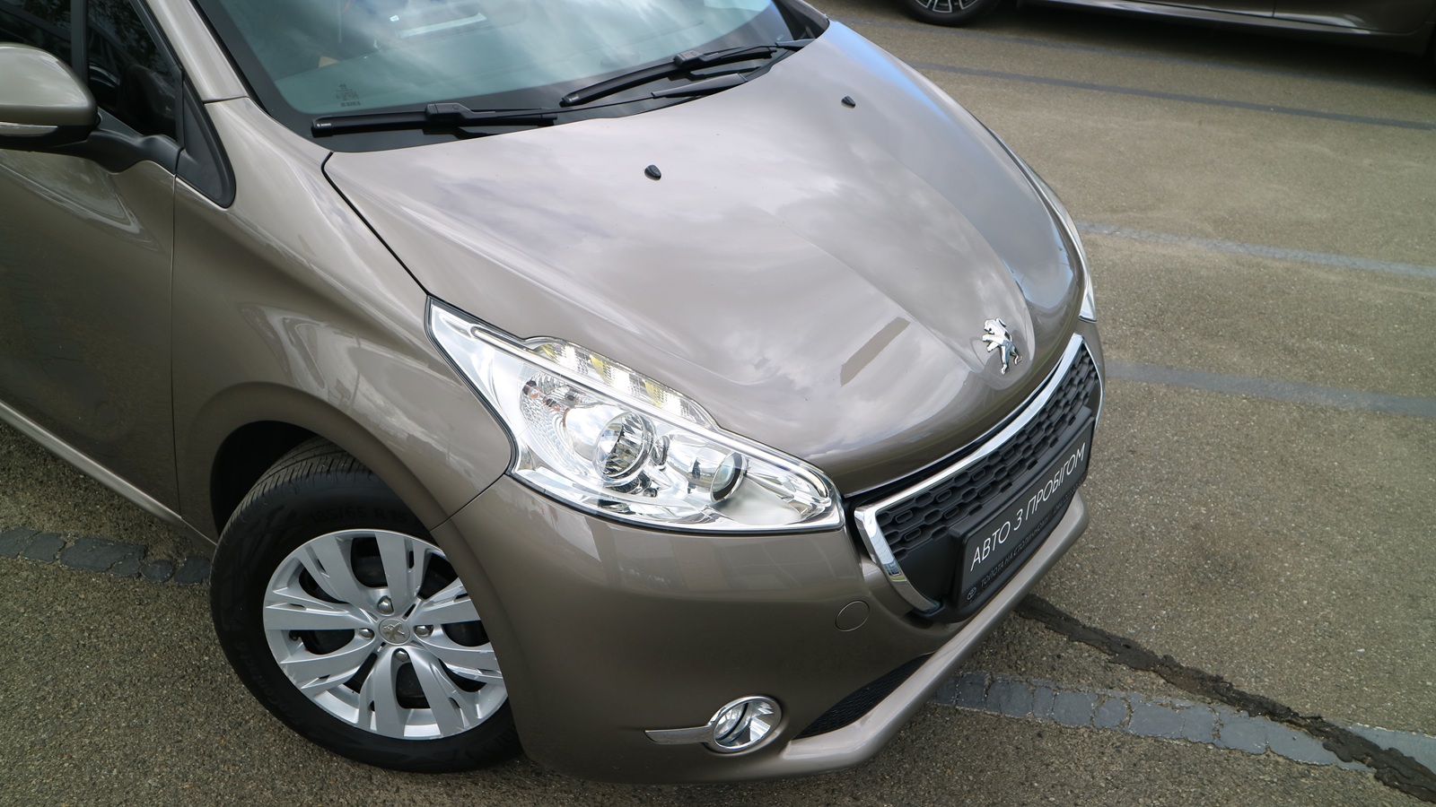 Інші авто PEUGEOT 208 2013 року, Хетчбек, Тойота Центр Київ "Автосаміт Укравто Столичне", м.Київ | Фото № 24 Інші авто PEUGEOT 208 2013 року з пробігом 86117 км, Хетчбек, Тойота Центр Київ "Автосаміт Укравто Столичне", м.Київ - 373000 ГРН | Фото № 24
