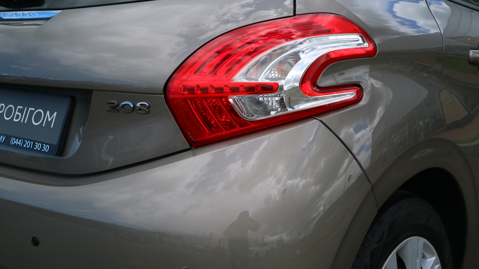 Інші авто PEUGEOT 208 2013 року, Хетчбек, Тойота Центр Київ "Автосаміт Укравто Столичне", м.Київ | Фото № 25 Інші авто PEUGEOT 208 2013 року з пробігом 86117 км, Хетчбек, Тойота Центр Київ "Автосаміт Укравто Столичне", м.Київ - 373000 ГРН | Фото № 25