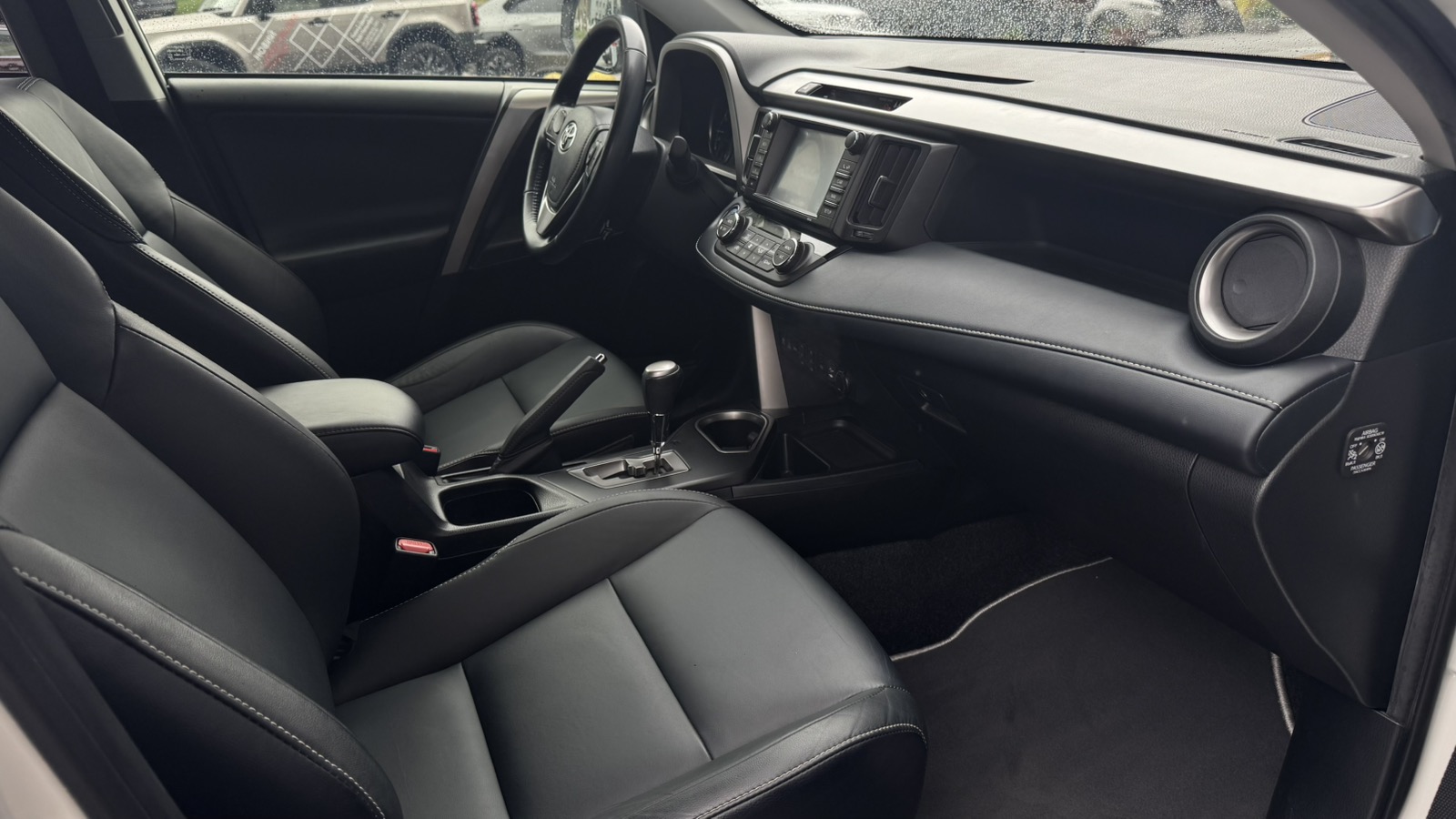 Toyota RAV4 2018 року з пробігом 45940 км, Універсал, Тойота Центр Одеса "ВіДі Пальміра", м.Одеса - 1200000 ГРН | Фото № 6
