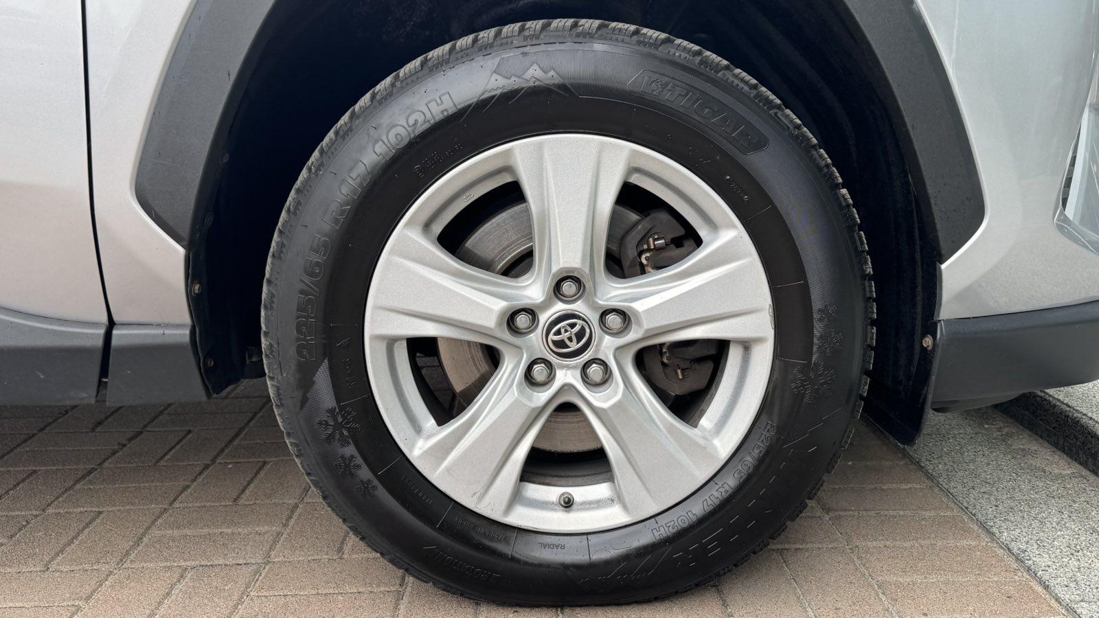 Toyota RAV4 2019 року з пробігом 65575 км, Універсал, Тойота Центр Київ "Автосаміт Укравто", м.Київ - 1178750 ГРН | Фото № 15