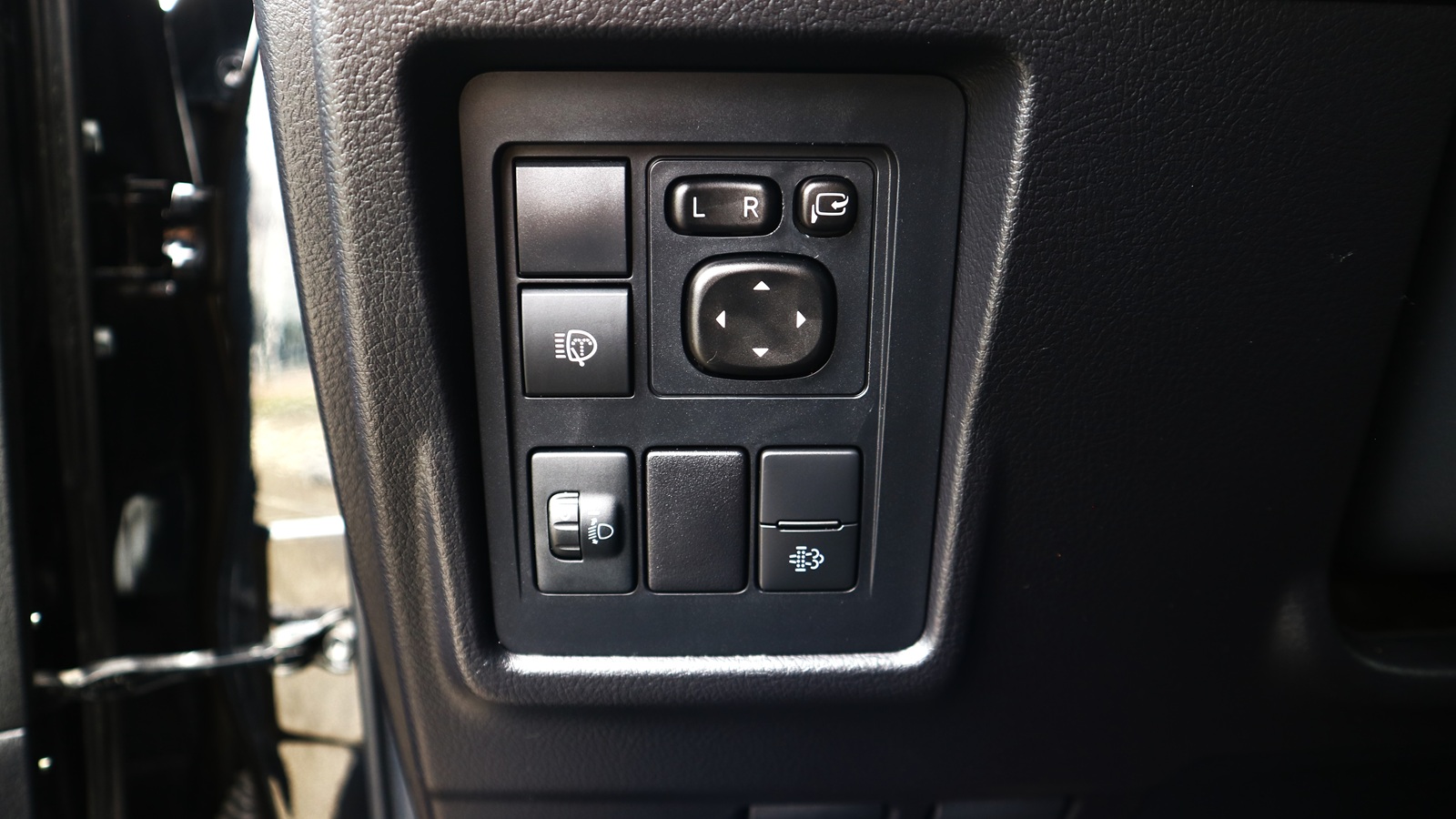 Toyota LAND CRUISER PRADO 2020 року з пробігом 144032 км, Універсал, Тойота Центр Київ "Автосаміт Укравто Столичне", м.Київ - 1650000 ГРН | Фото № 24