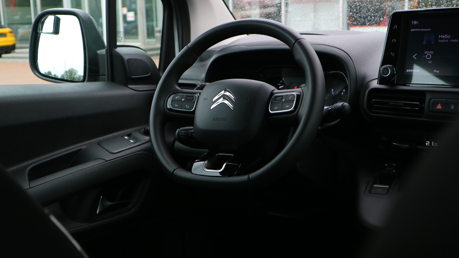 Інші авто CITROEN Berlingo 2024 року, Універсал, Тойота Центр Київ "Автосаміт Укравто Столичне", м.Київ | Фото № 18 Інші авто CITROEN Berlingo 2024 року з пробігом 20976 км, Універсал, Тойота Центр Київ "Автосаміт Укравто Столичне", м.Київ - 1143000 ГРН | Фото № 18