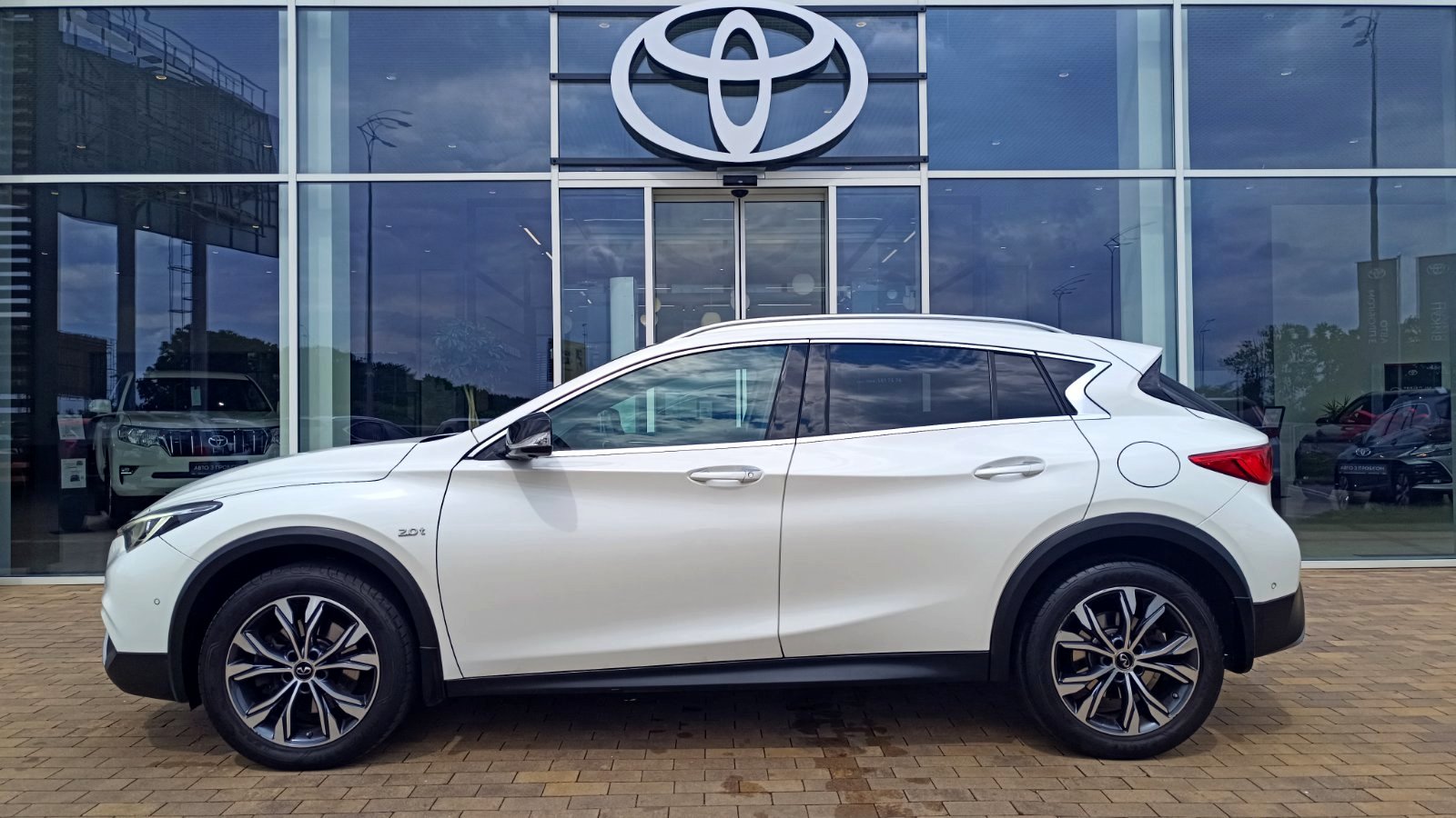 Інші авто INFINITI QX30 2017 року, Універсал, Тойота Центр Київ «ВІДІ Аеропорт», м.Київ | Фото № 3 Інші авто INFINITI QX30 2017 року з пробігом 117000 км, Універсал, Тойота Центр Київ «ВІДІ Аеропорт», м.Київ - 840000 ГРН | Фото № 3
