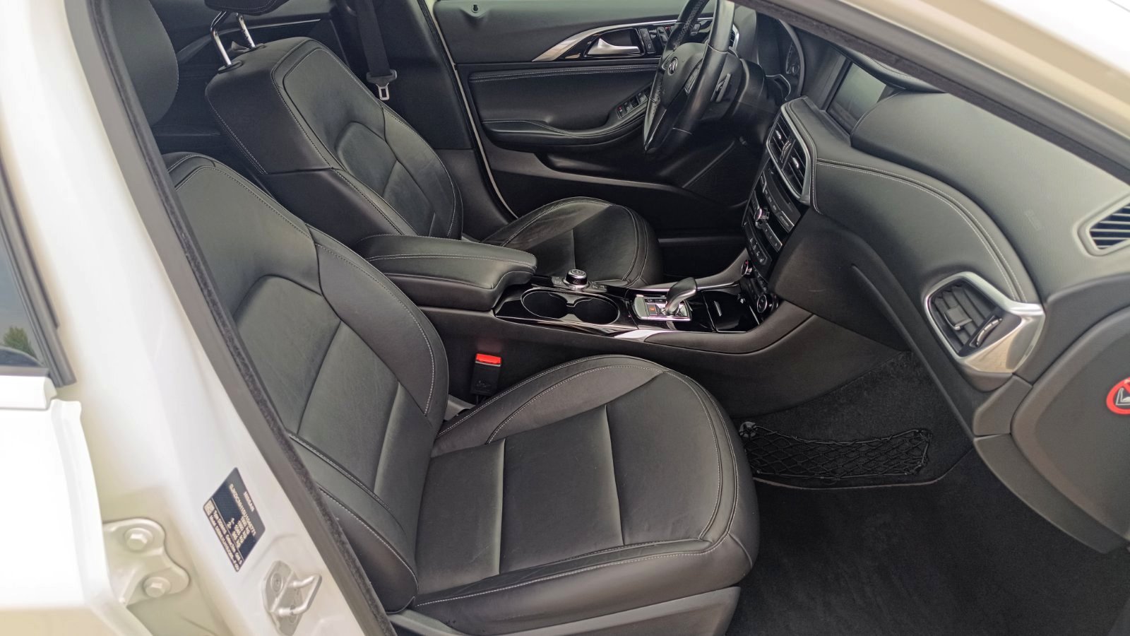 Інші авто INFINITI QX30 2017 року, Універсал, Тойота Центр Київ «ВІДІ Аеропорт», м.Київ | Фото № 6 Інші авто INFINITI QX30 2017 року з пробігом 117000 км, Універсал, Тойота Центр Київ «ВІДІ Аеропорт», м.Київ - 840000 ГРН | Фото № 6