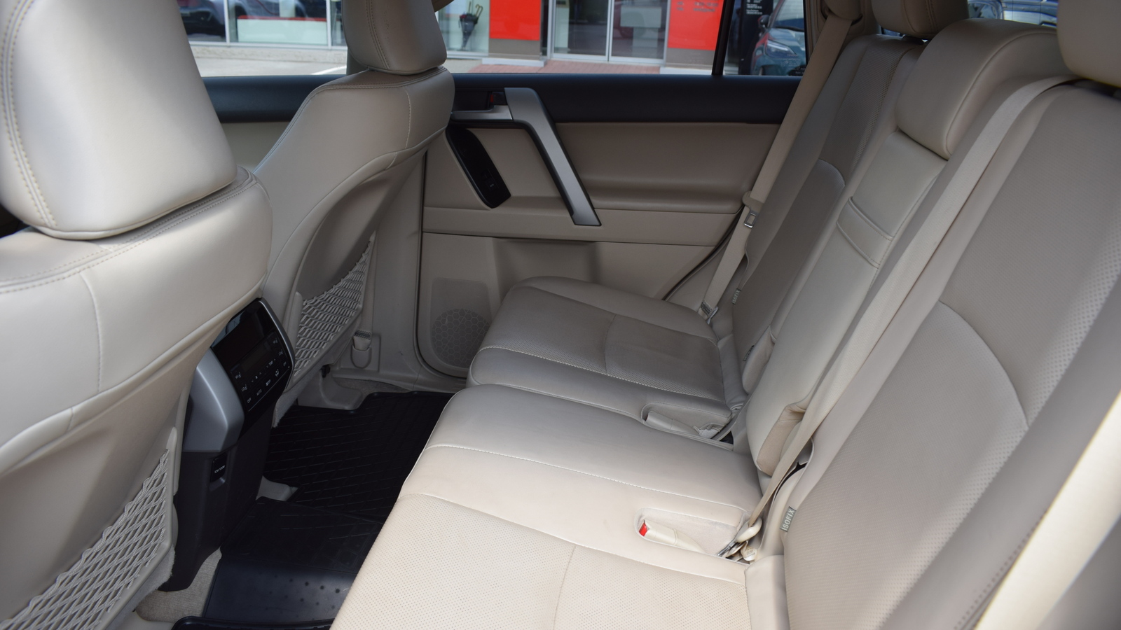 Toyota LAND CRUISER PRADO 2018 року з пробігом 110587 км, Універсал, Тойота Центр Житомир "Стар - Кар", м.Житомир - 1803360 ГРН | Фото № 10