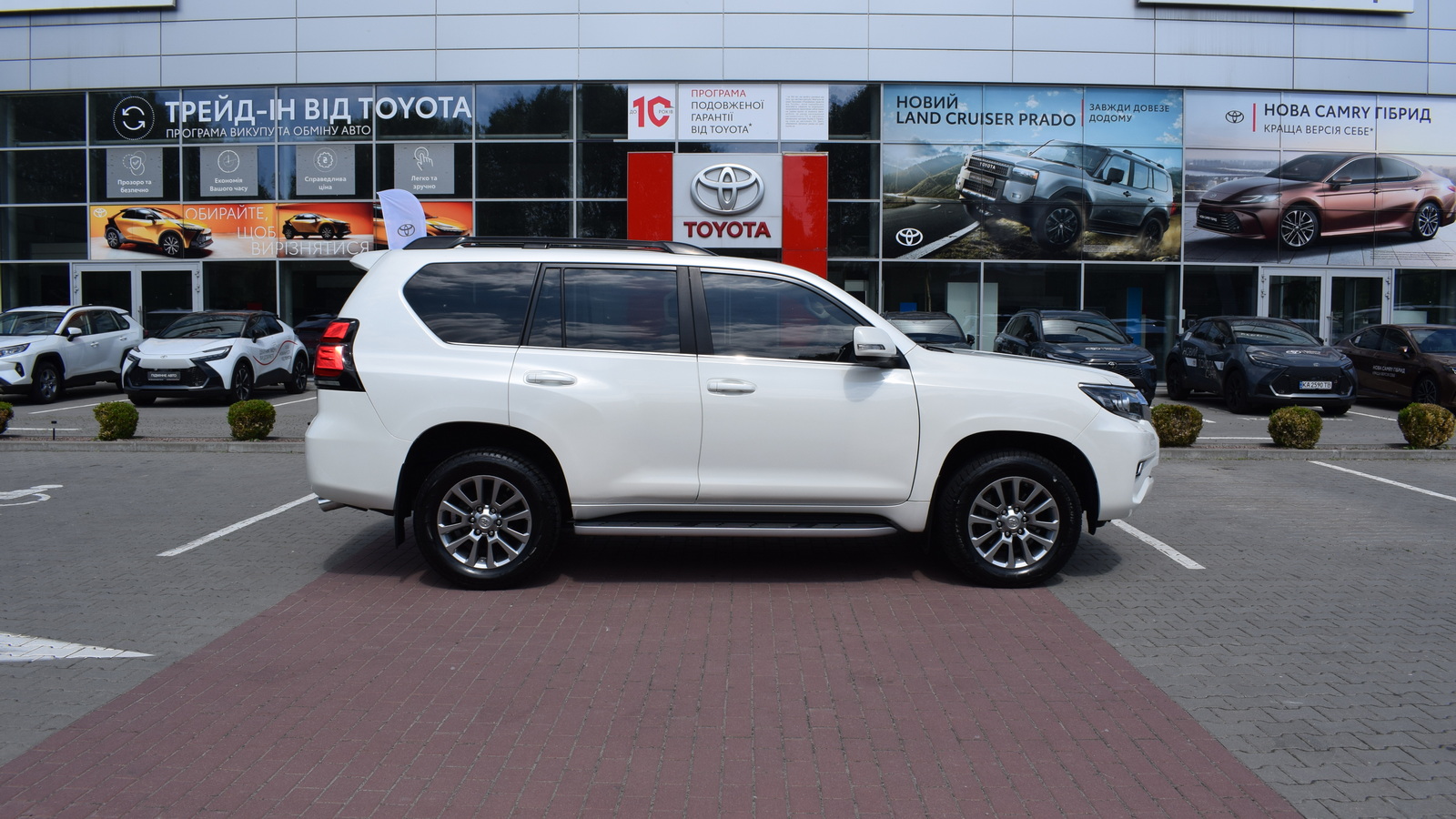 Toyota LAND CRUISER PRADO 2018 року з пробігом 110587 км, Універсал, Тойота Центр Житомир "Стар - Кар", м.Житомир - 1803360 ГРН | Фото № 15