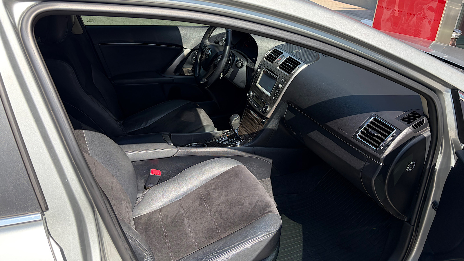 Toyota AVENSIS 2013 року з пробігом 113000 км, Седан, Тойота Центр Запоріжжя "Восток Автомир", м.Запоріжжя - 575855 ГРН | Фото № 6