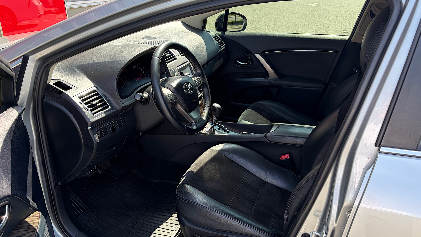 Toyota AVENSIS 2013 року з пробігом 113000 км, Седан, Тойота Центр Запоріжжя "Восток Автомир", м.Запоріжжя - 575855 ГРН | Фото № 11