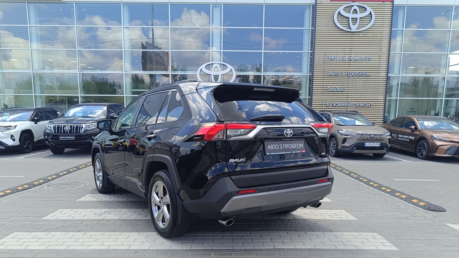 Toyota RAV4 2018 року, Універсал, Тойота Центр Київ "ВіДі Автострада", м.Київ | Фото № 2 Toyota RAV4 2018 року з пробігом 67425 км, Універсал, Тойота Центр Київ "ВіДі Автострада", м.Київ - 1398000 ГРН | Фото № 2