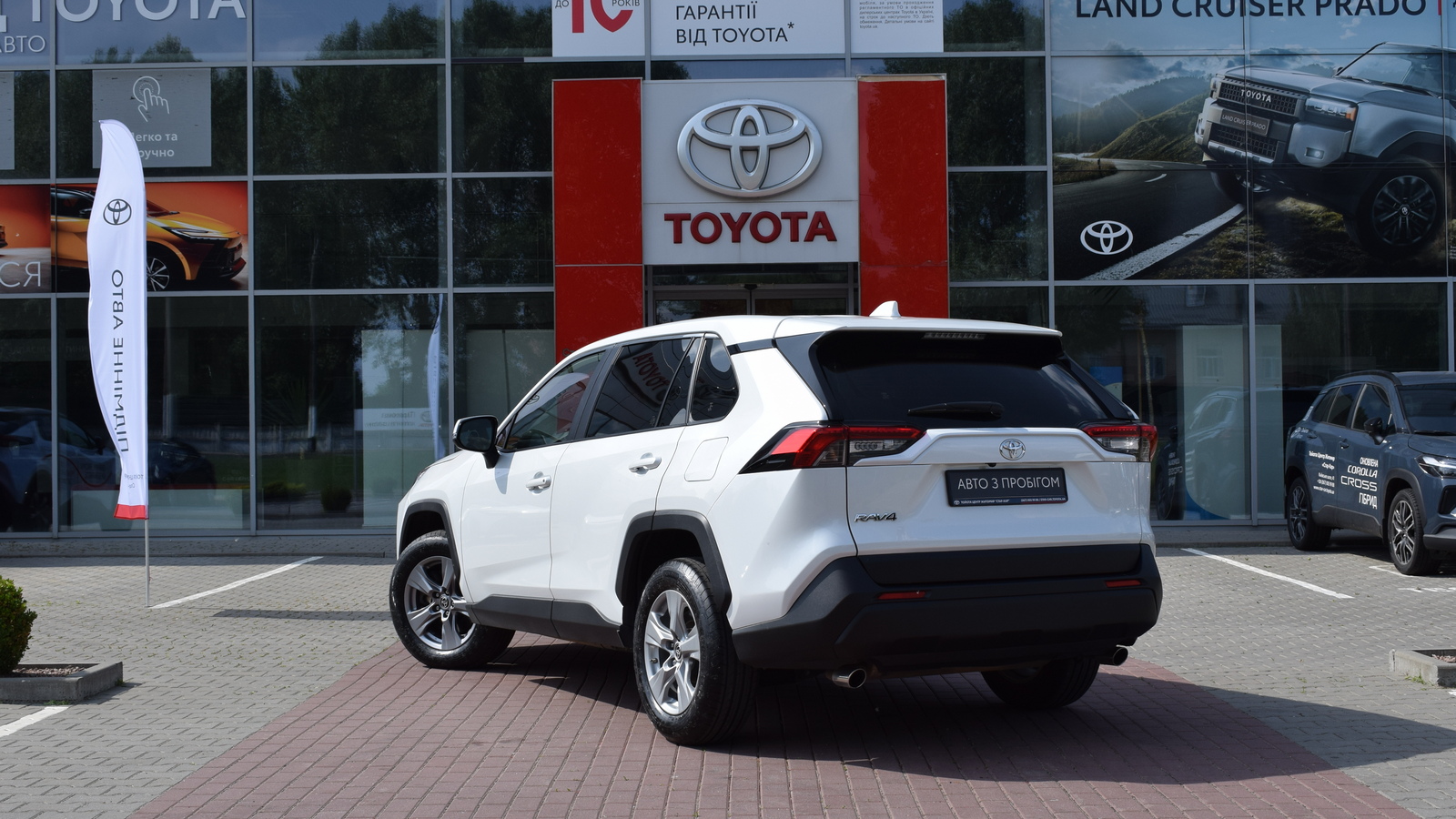 Toyota RAV4 2023 року, Універсал, Тойота Центр Житомир "Стар - Кар", м.Житомир | Фото № 2 Toyota RAV4 2023 року з пробігом 193720 км, Універсал, Тойота Центр Житомир "Стар - Кар", м.Житомир - 1250860 ГРН | Фото № 2