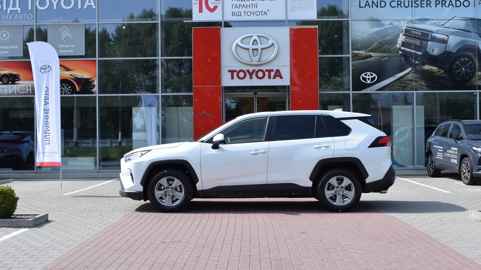 Toyota RAV4 2023 року, Універсал, Тойота Центр Житомир "Стар - Кар", м.Житомир | Фото № 3 Toyota RAV4 2023 року з пробігом 193720 км, Універсал, Тойота Центр Житомир "Стар - Кар", м.Житомир - 1250860 ГРН | Фото № 3