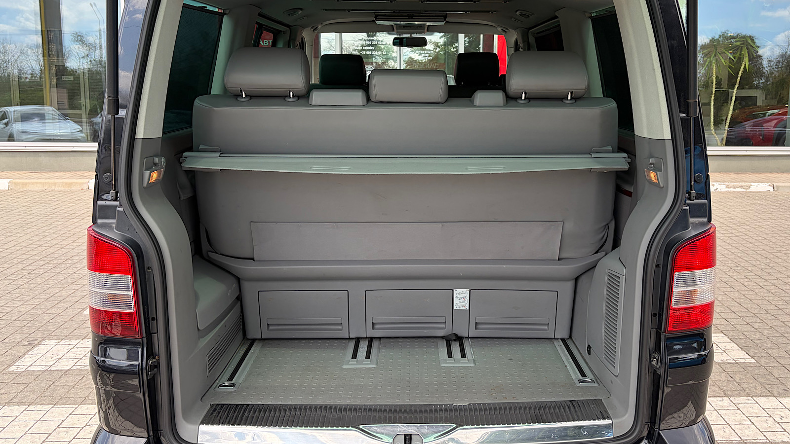 Інші авто VOLKSWAGEN Multivan 2008 року, Універсал, Тойота Центр Запоріжжя "Восток Автомир", м.Запоріжжя | Фото № 10 Інші авто VOLKSWAGEN Multivan 2008 року з пробігом 121000 км, Універсал, Тойота Центр Запоріжжя "Восток Автомир", м.Запоріжжя - 642350 ГРН | Фото № 10