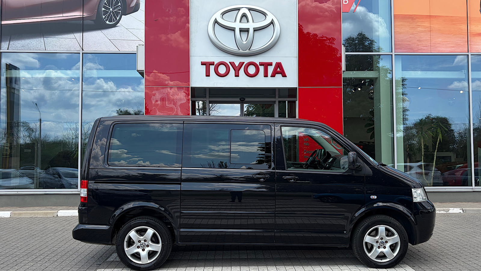 Інші авто VOLKSWAGEN Multivan 2008 року, Універсал, Тойота Центр Запоріжжя "Восток Автомир", м.Запоріжжя | Фото № 17 Інші авто VOLKSWAGEN Multivan 2008 року з пробігом 121000 км, Універсал, Тойота Центр Запоріжжя "Восток Автомир", м.Запоріжжя - 642350 ГРН | Фото № 17