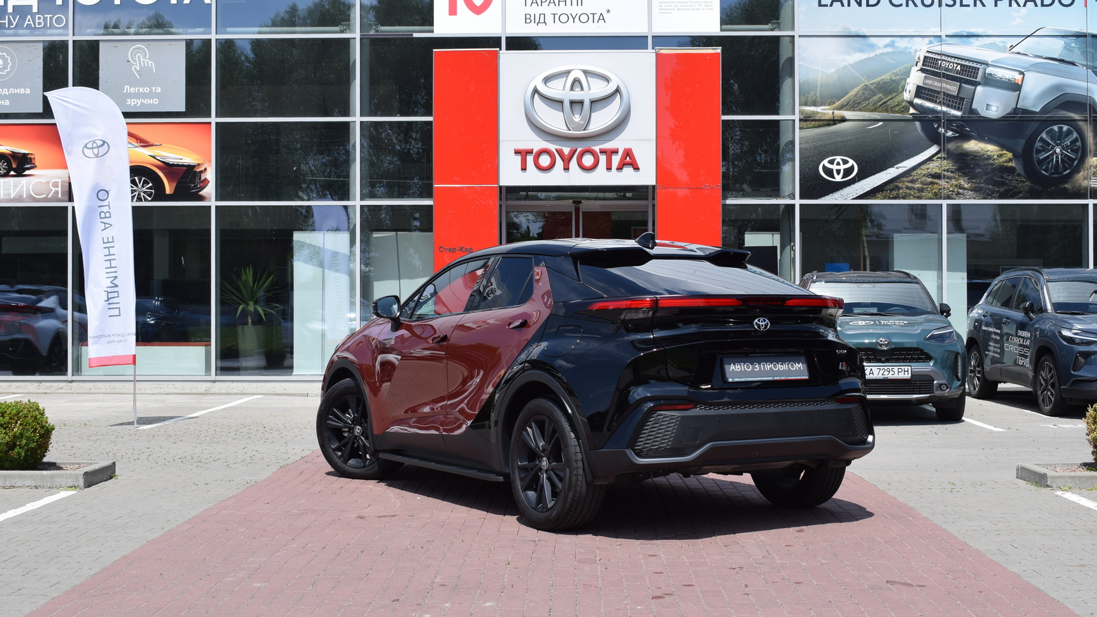 Toyota C-HR 2025 року, Хетчбек, Тойота Центр Житомир "Стар - Кар", м.Житомир | Фото № 2 Toyota C-HR 2025 року з пробігом 998 км, Хетчбек, Тойота Центр Житомир "Стар - Кар", м.Житомир - 1740990 ГРН | Фото № 2