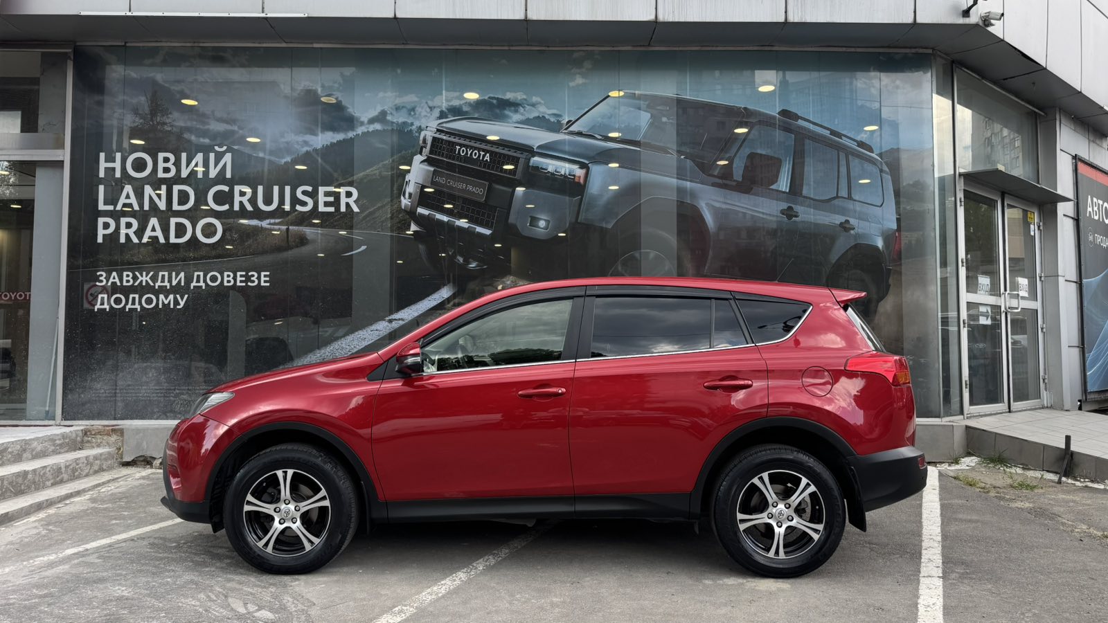 Toyota RAV4 2013 року, Універсал, Тойота Центр Одеса "ВіДі Пальміра", м.Одеса | Фото № 3 Toyota RAV4 2013 року з пробігом 151000 км, Універсал, Тойота Центр Одеса "ВіДі Пальміра", м.Одеса - 756500 ГРН | Фото № 3