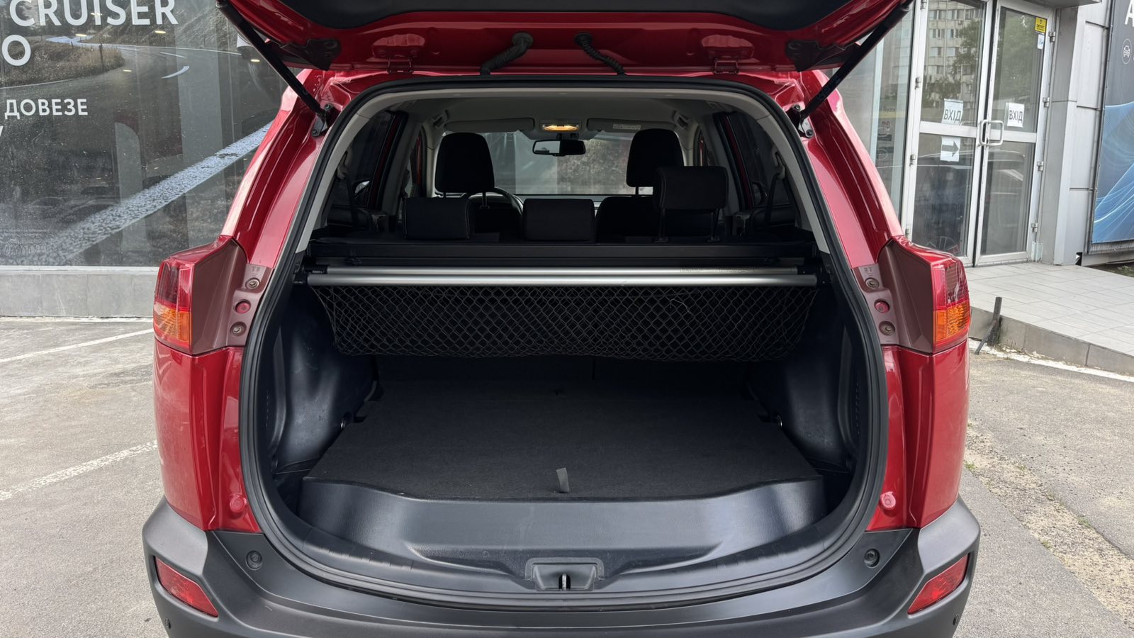 Toyota RAV4 2013 року, Універсал, Тойота Центр Одеса "ВіДі Пальміра", м.Одеса | Фото № 10 Toyota RAV4 2013 року з пробігом 151000 км, Універсал, Тойота Центр Одеса "ВіДі Пальміра", м.Одеса - 756500 ГРН | Фото № 10