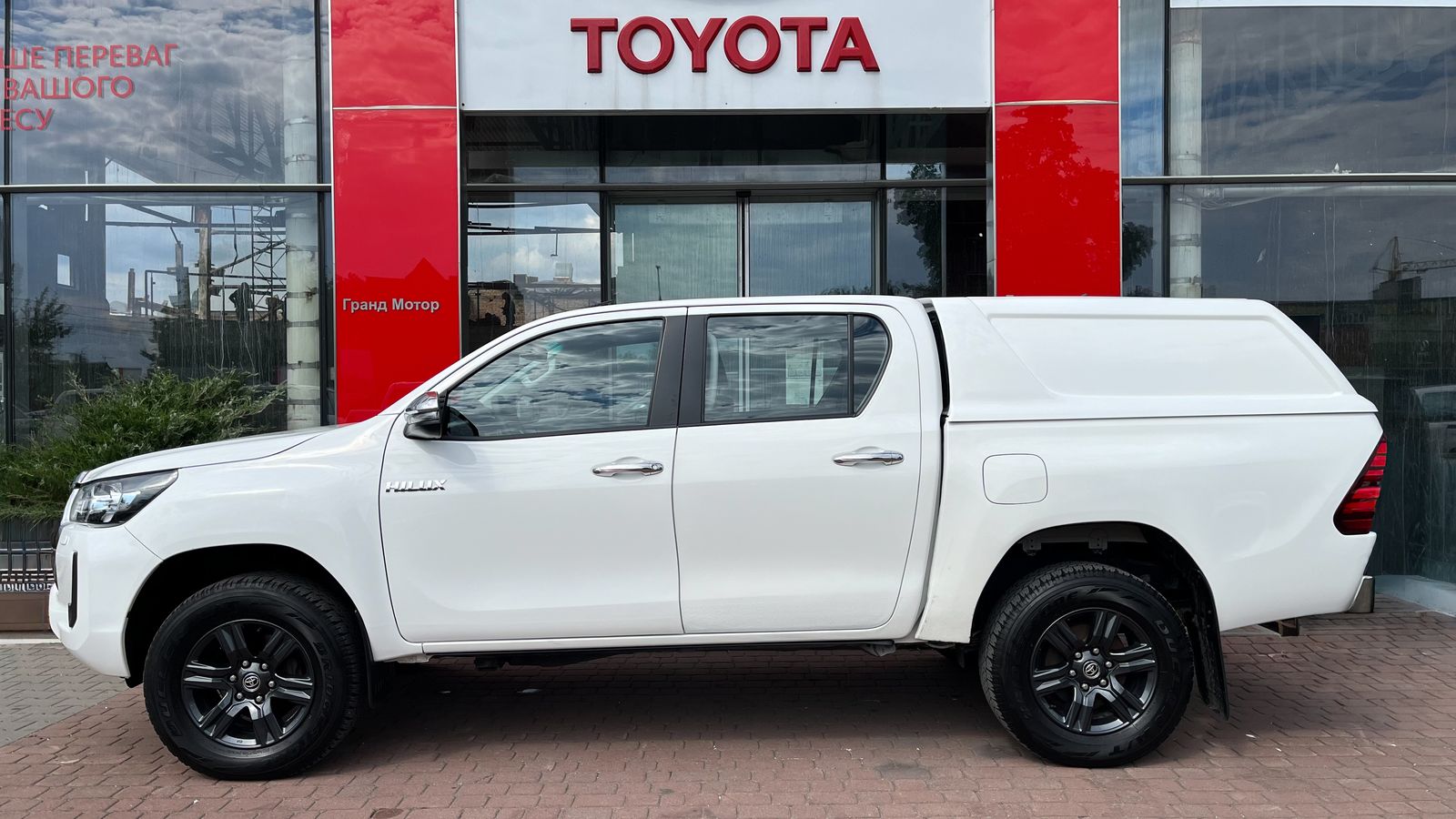 Toyota HILUX 2023 року, Пікап, Тойота Центр Хмельницький "Гранд Мотор", м.Хмельницький | Фото № 3 Toyota HILUX 2023 року з пробігом 54977 км, Пікап, Тойота Центр Хмельницький "Гранд Мотор", м.Хмельницький - 1999000 ГРН | Фото № 3